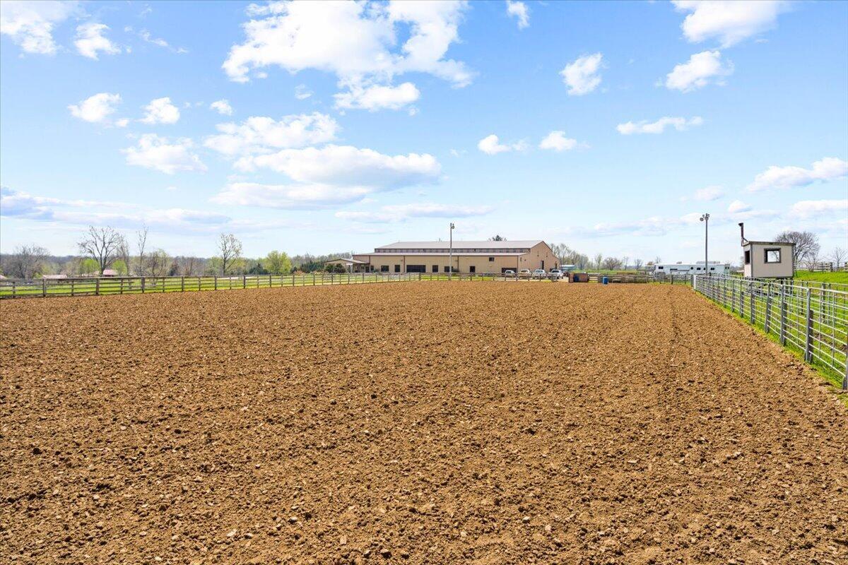 204 East Casey Road Property Photo 56