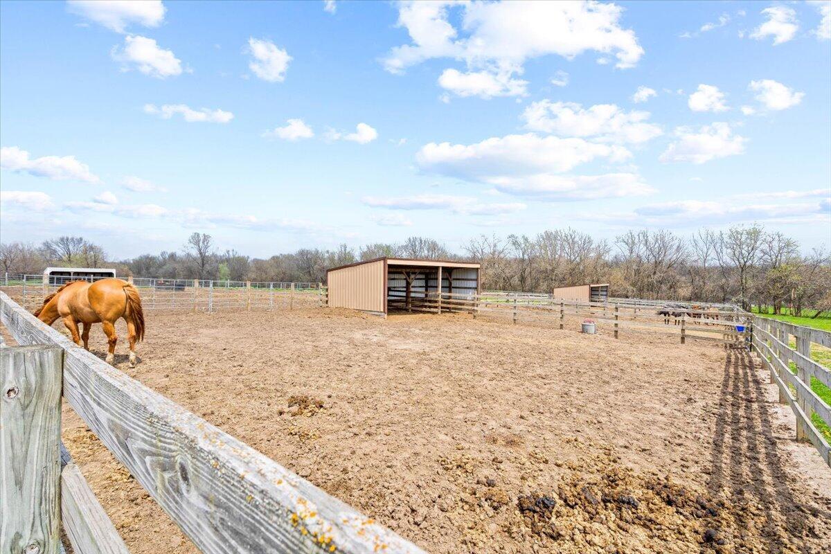 204 East Casey Road Property Photo 57