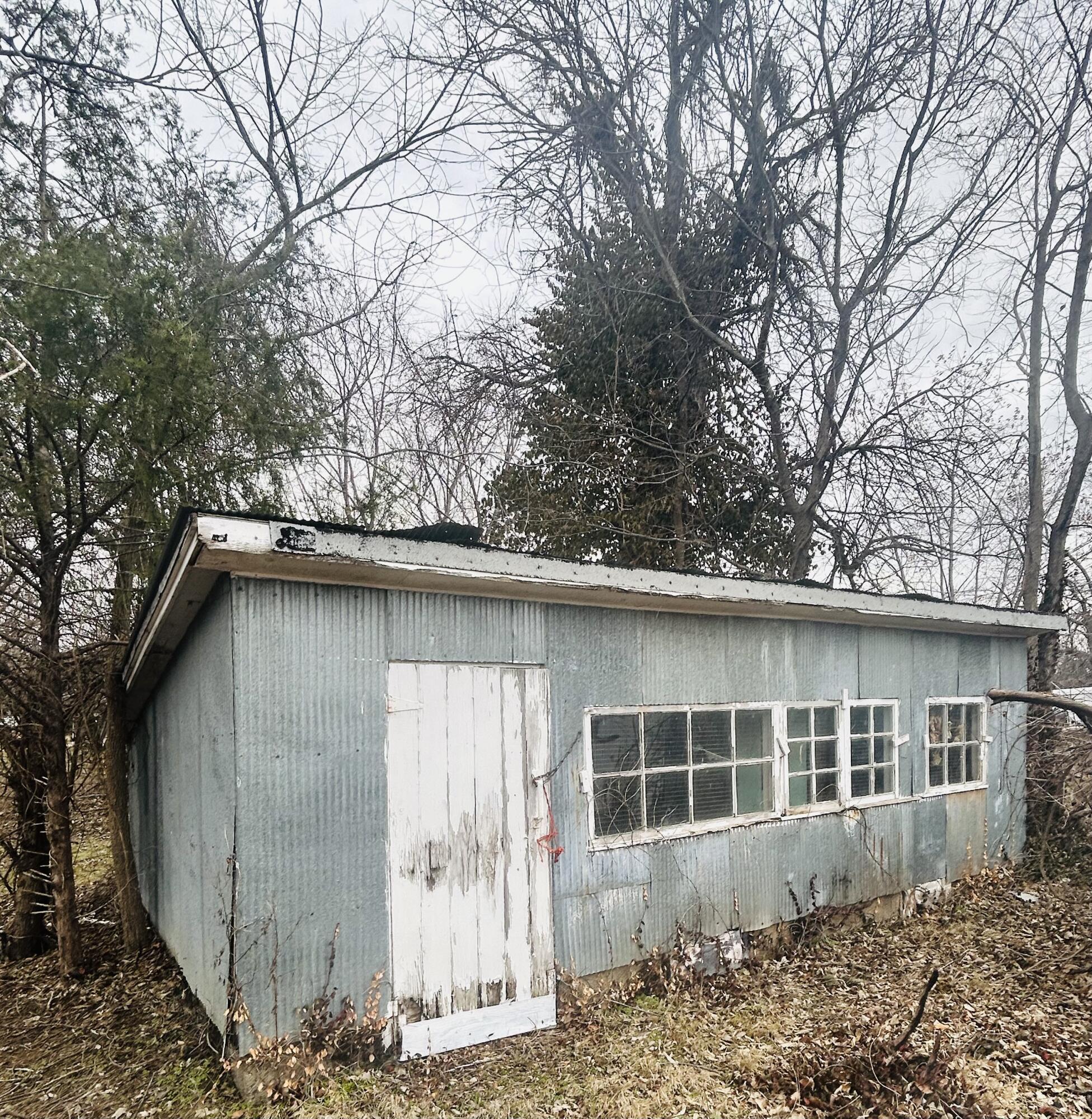 15613 Gazelle Drive Property Photo 18