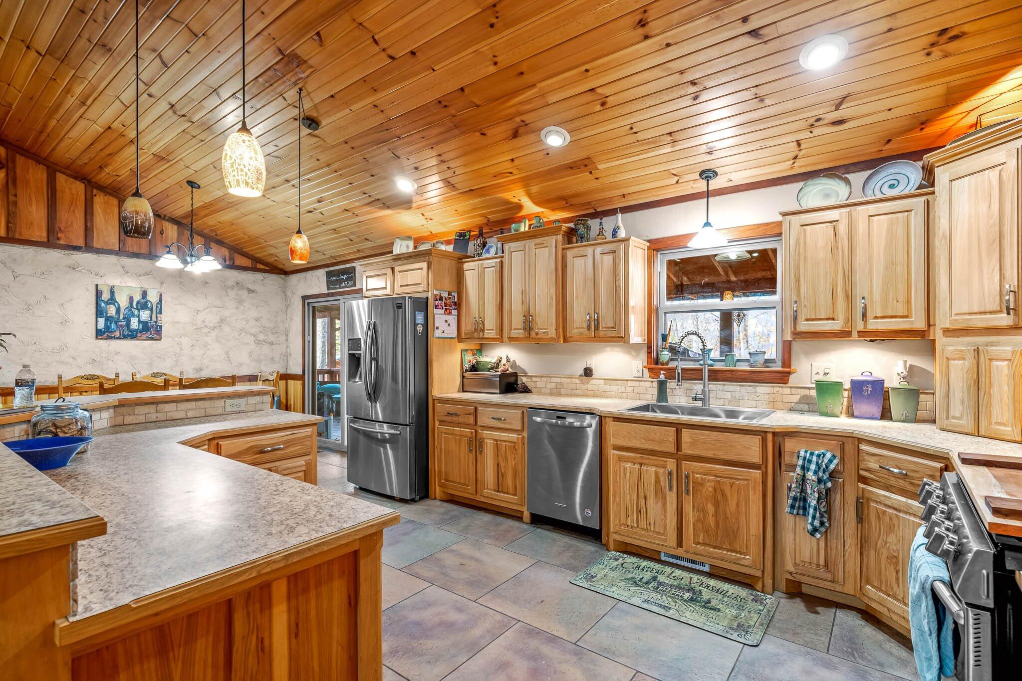24662 Sans Souci Drive Property Photo 10