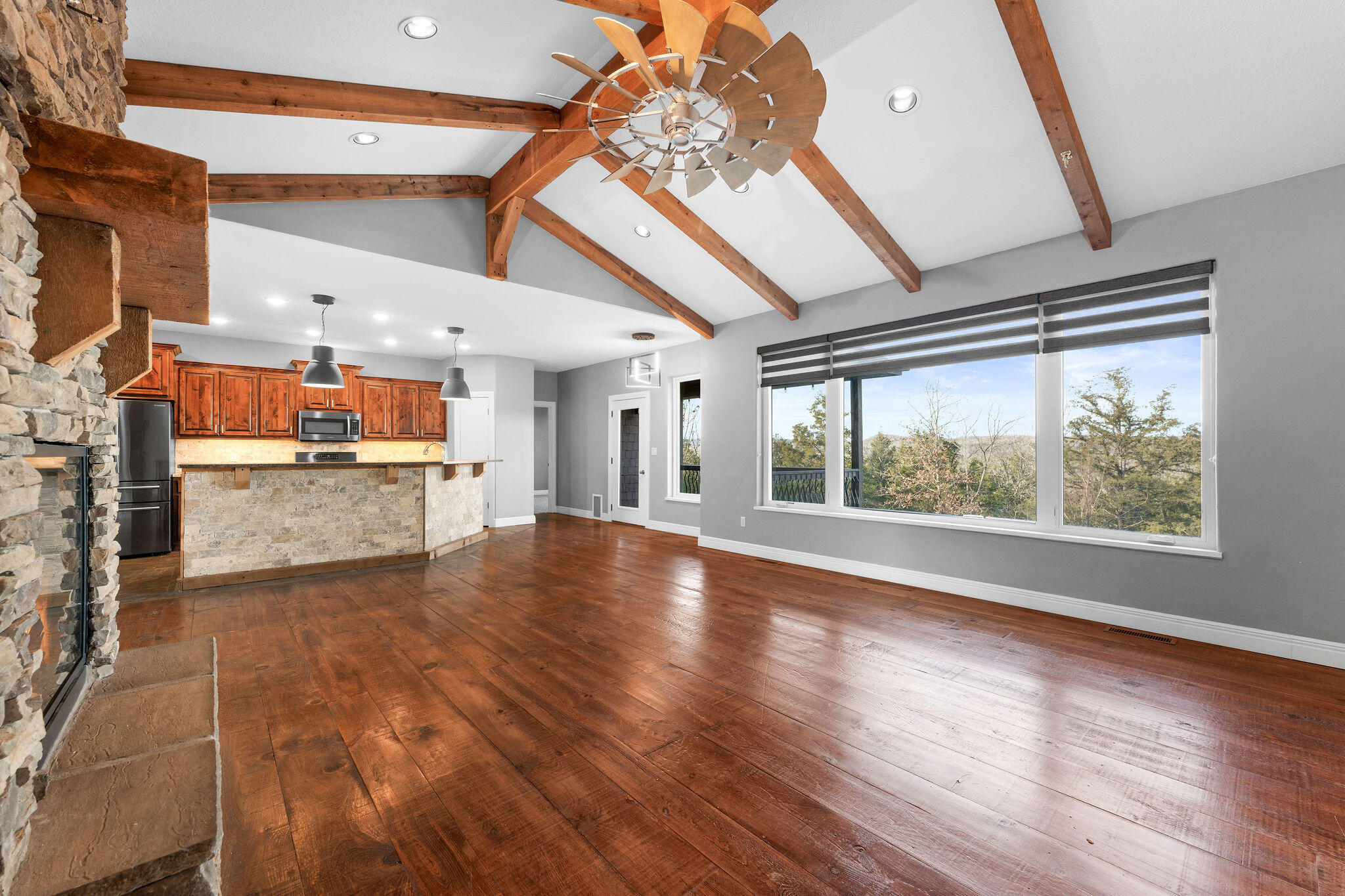 445 Arizona Drive Property Photo 12