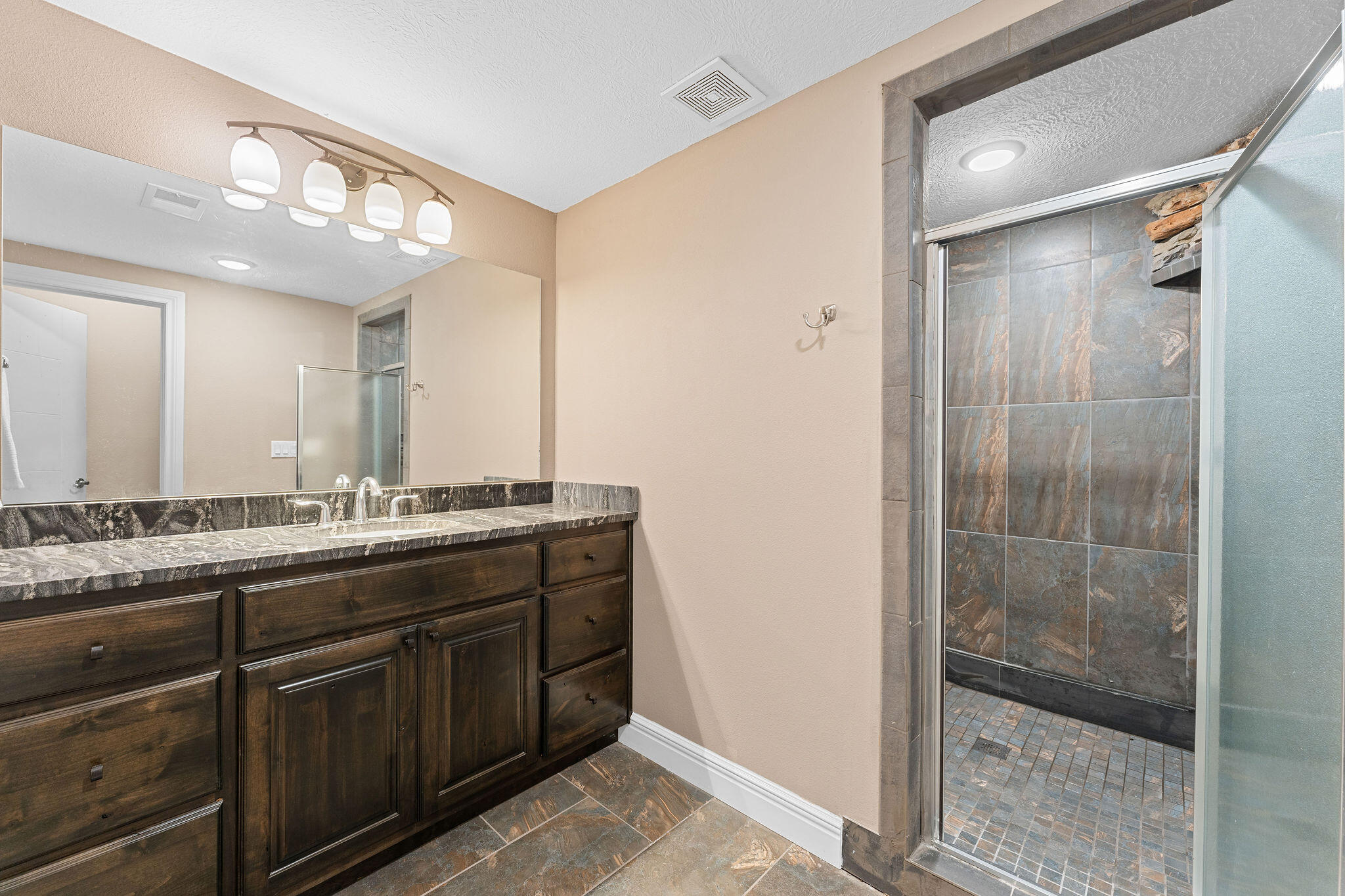 445 Arizona Drive Property Photo 38
