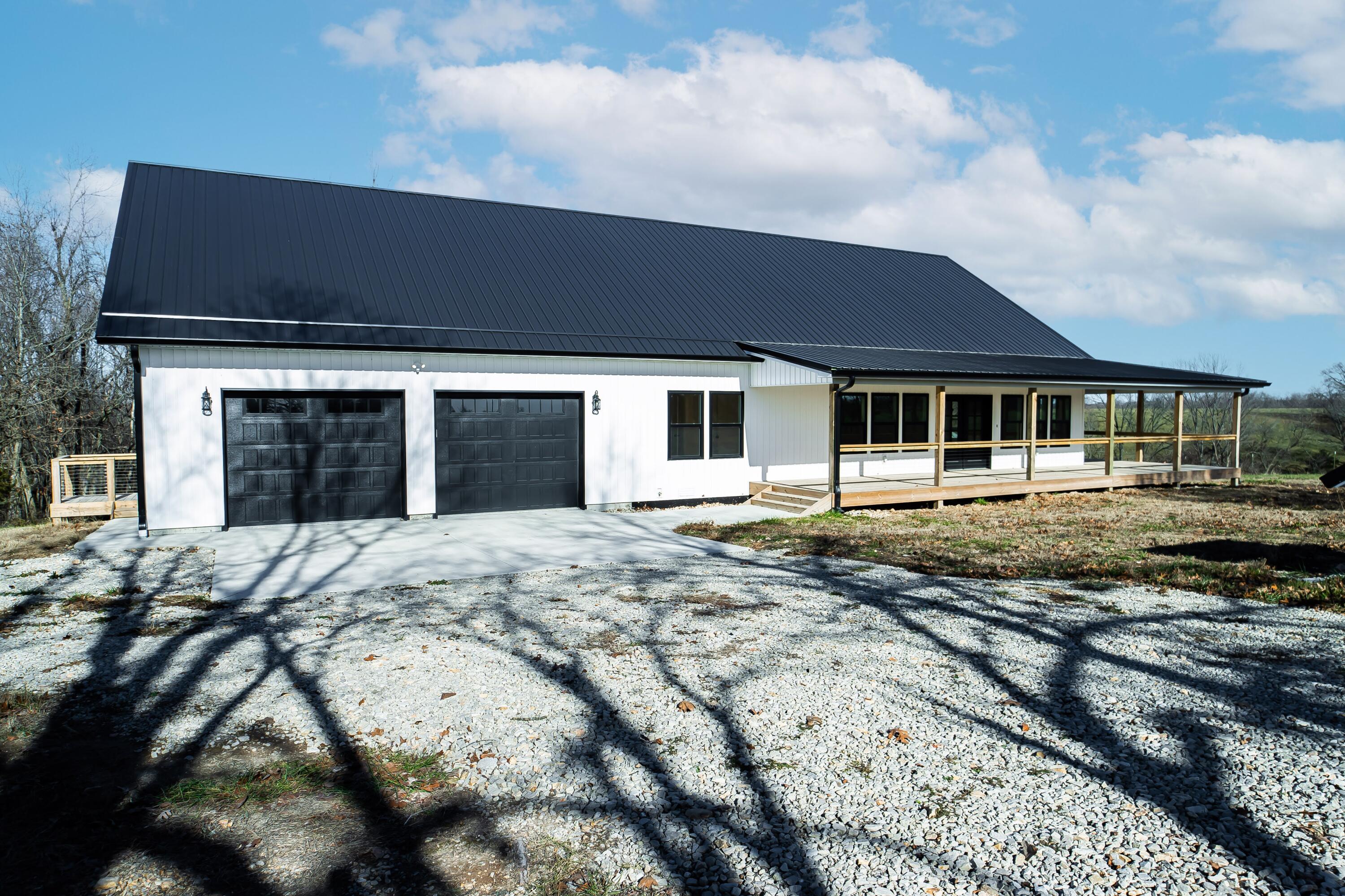 525 Harmony Road Property Photo