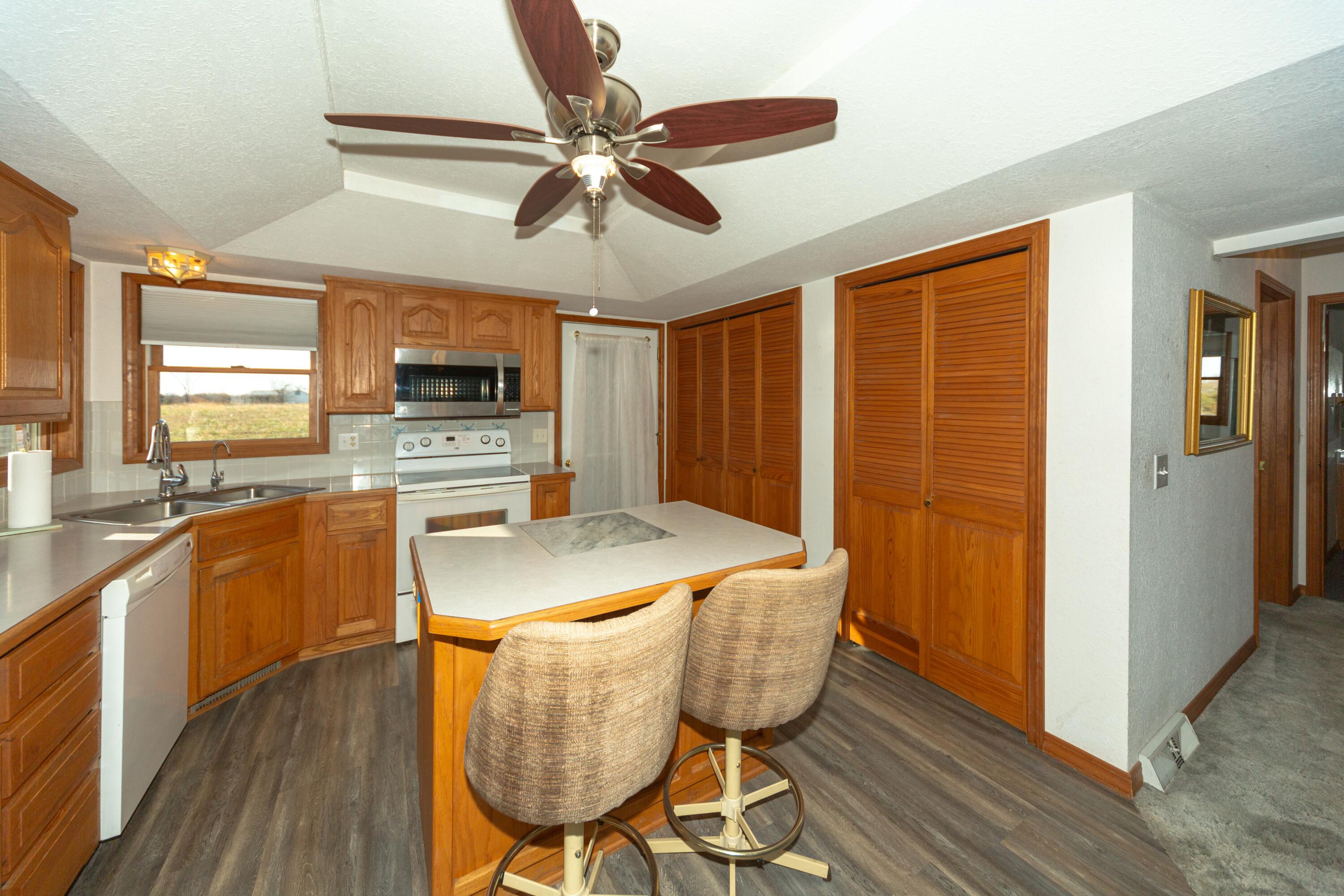 13865 East Highway 39 Property Photo 11