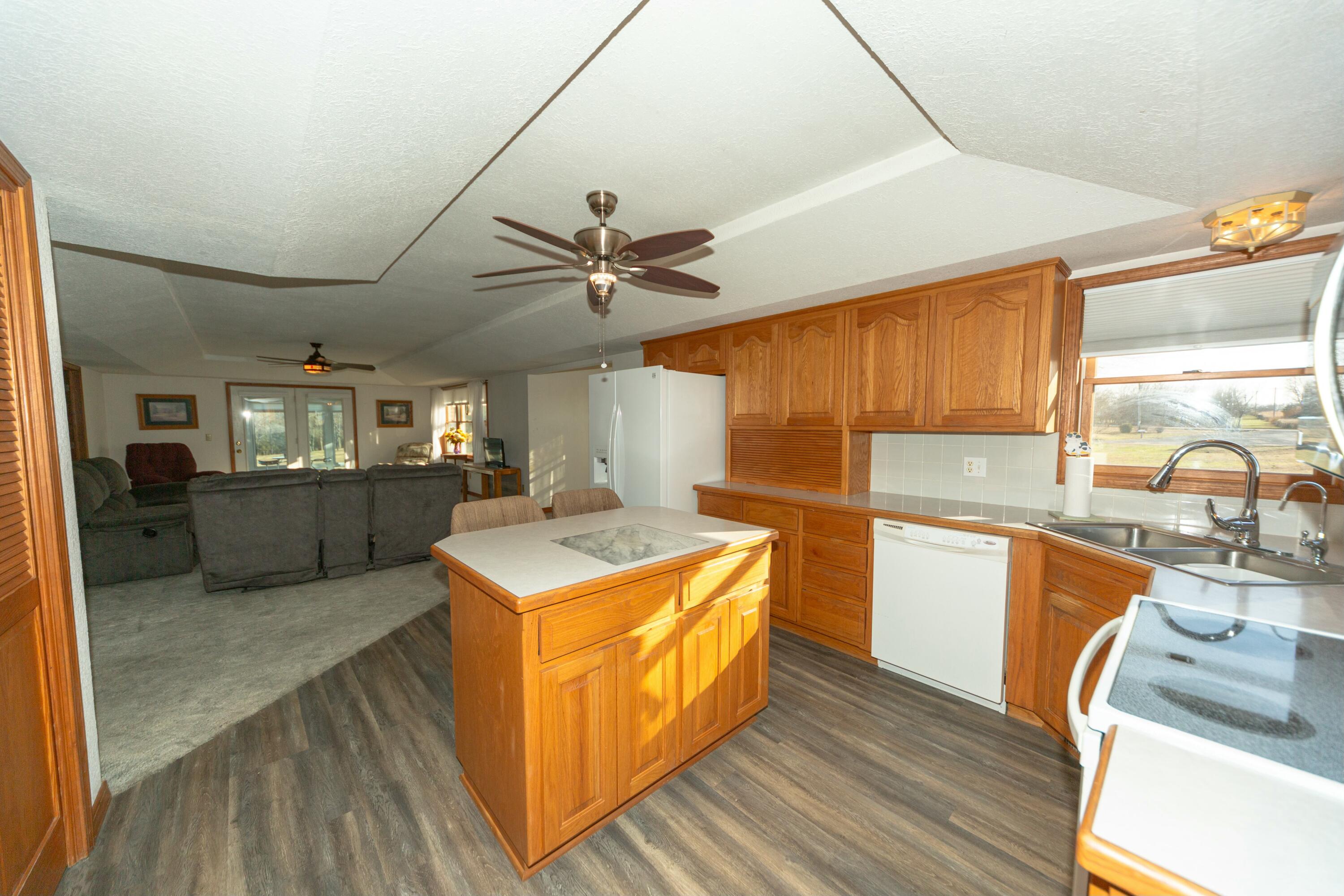 13865 East Highway 39 Property Photo 12