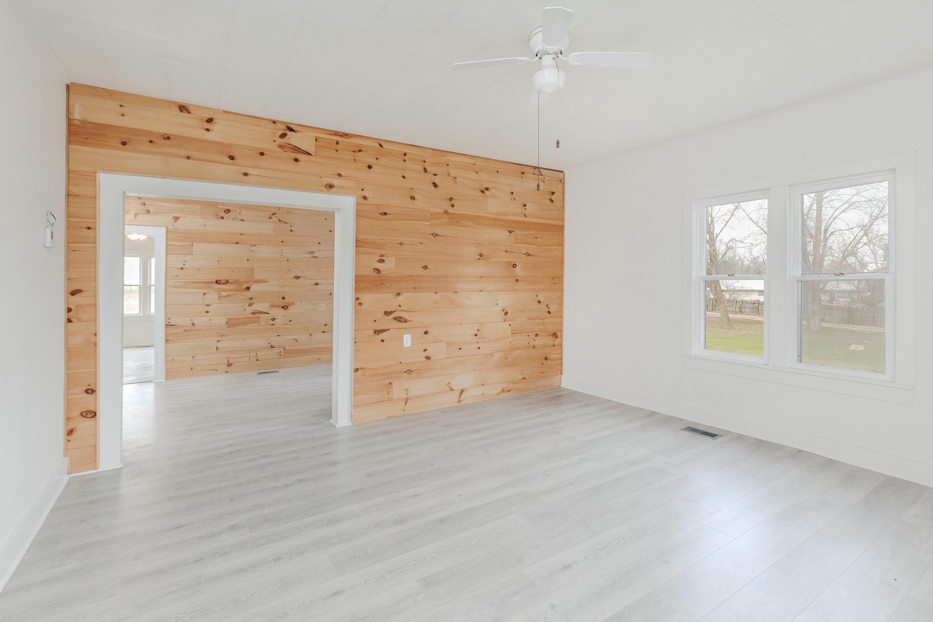 2167 Ledge Rock Road Property Photo 4