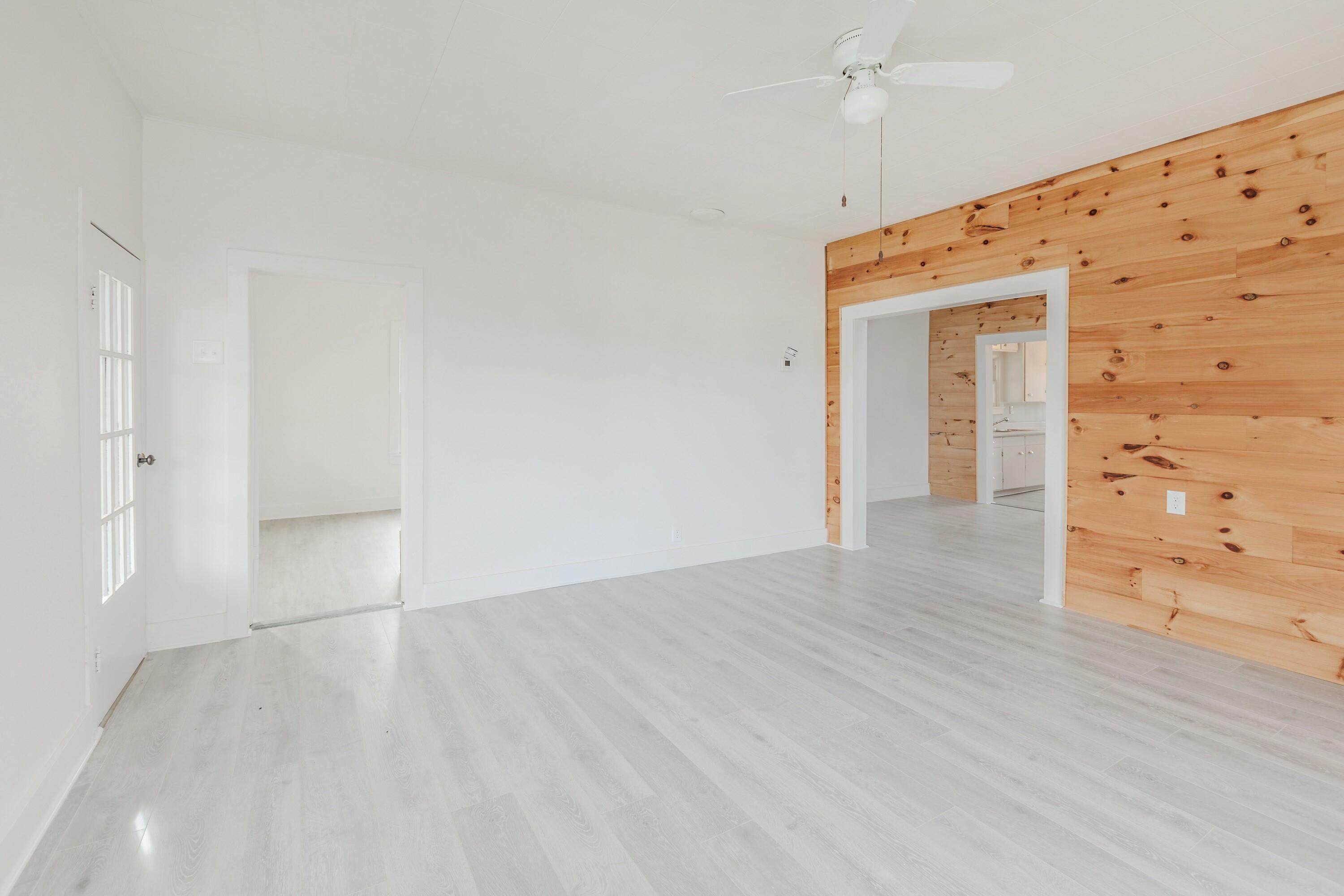 2167 Ledge Rock Road Property Photo 8