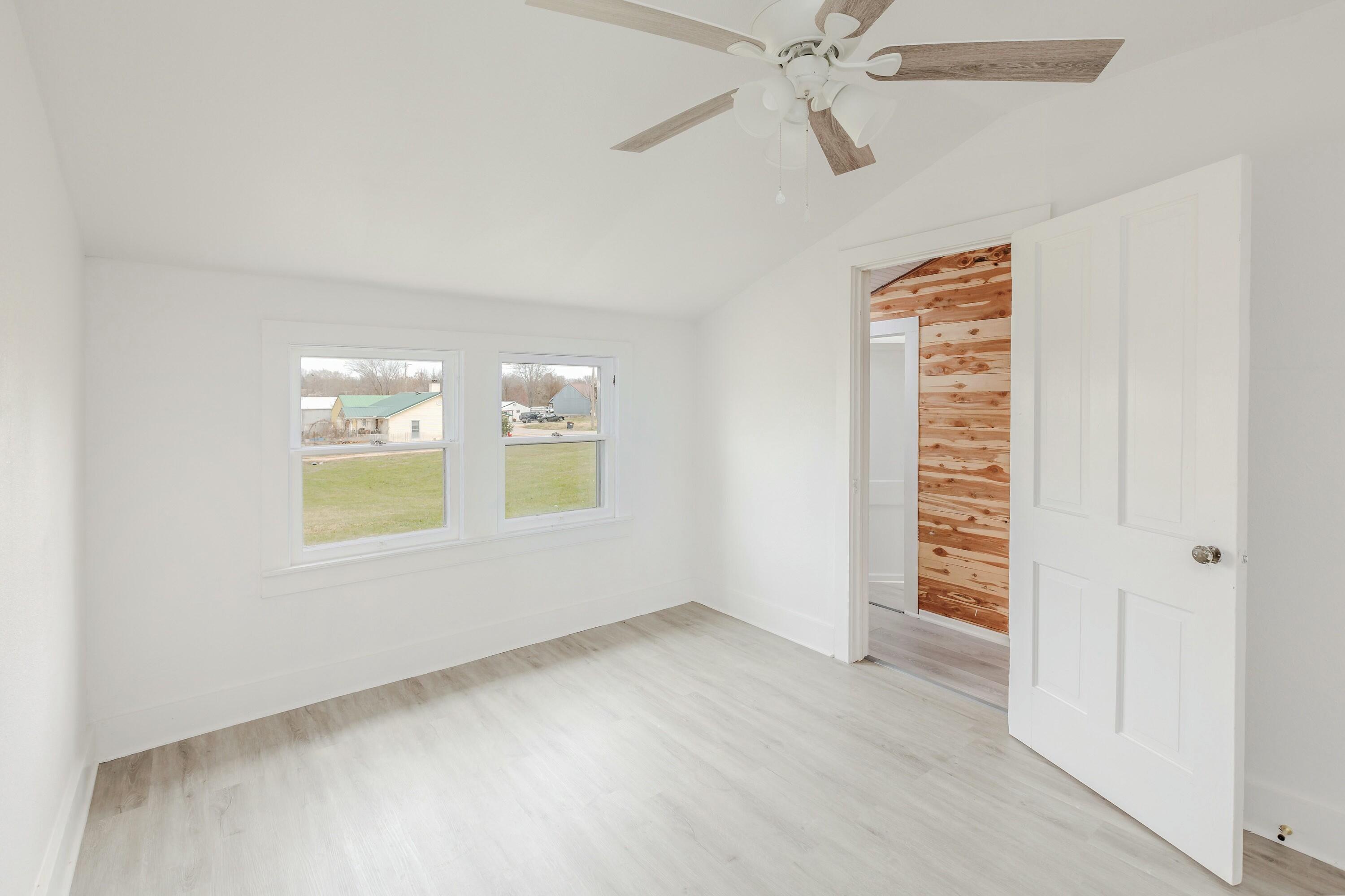 2167 Ledge Rock Road Property Photo 17