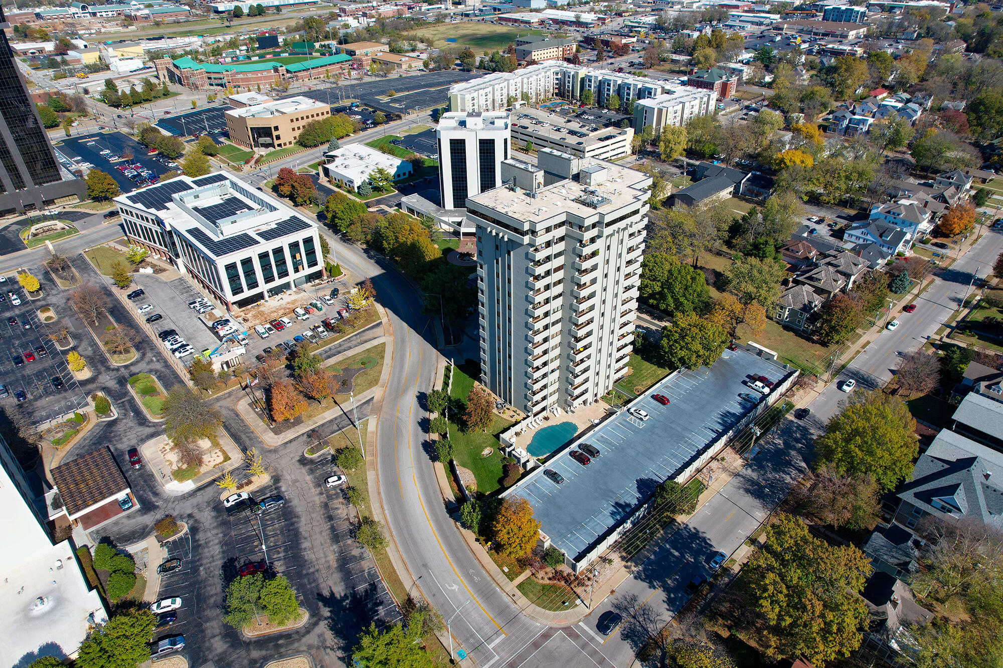 350 South John Q Hammons Parkway Property Photo 64