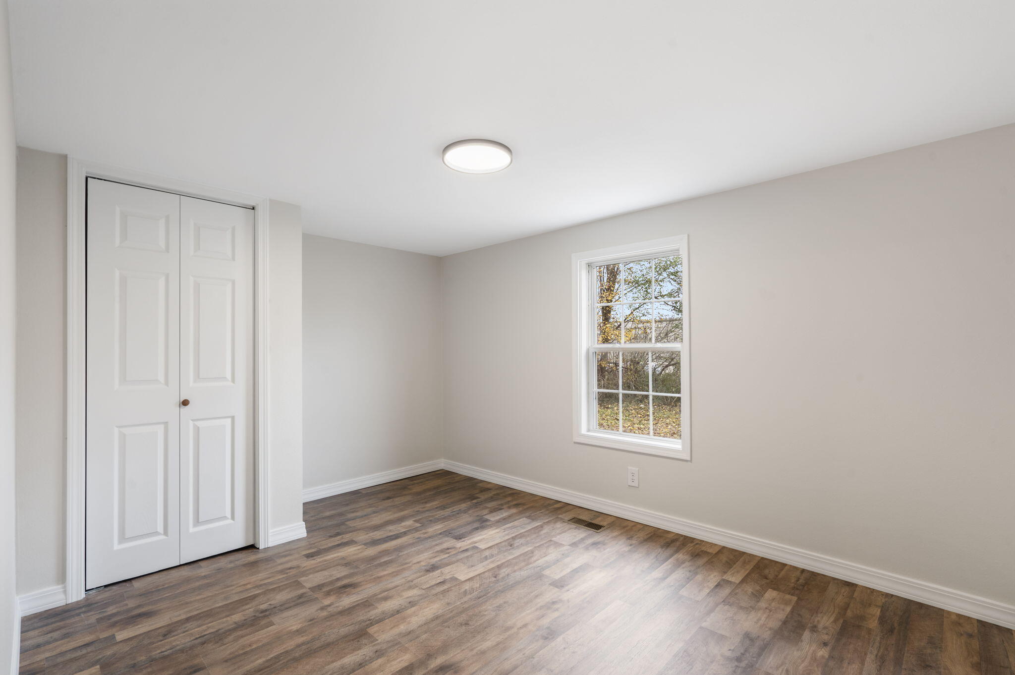 208 Pin Oak Lane Property Photo 17