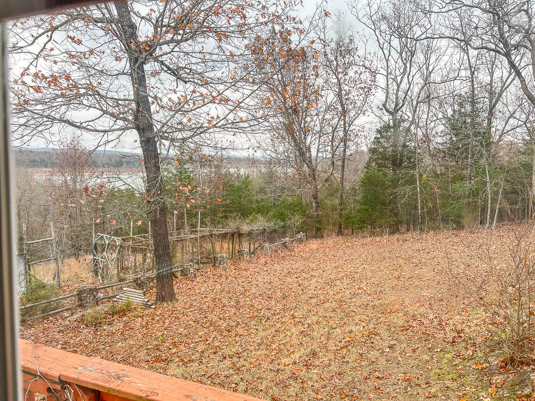 220 Cove Circle Property Photo 7