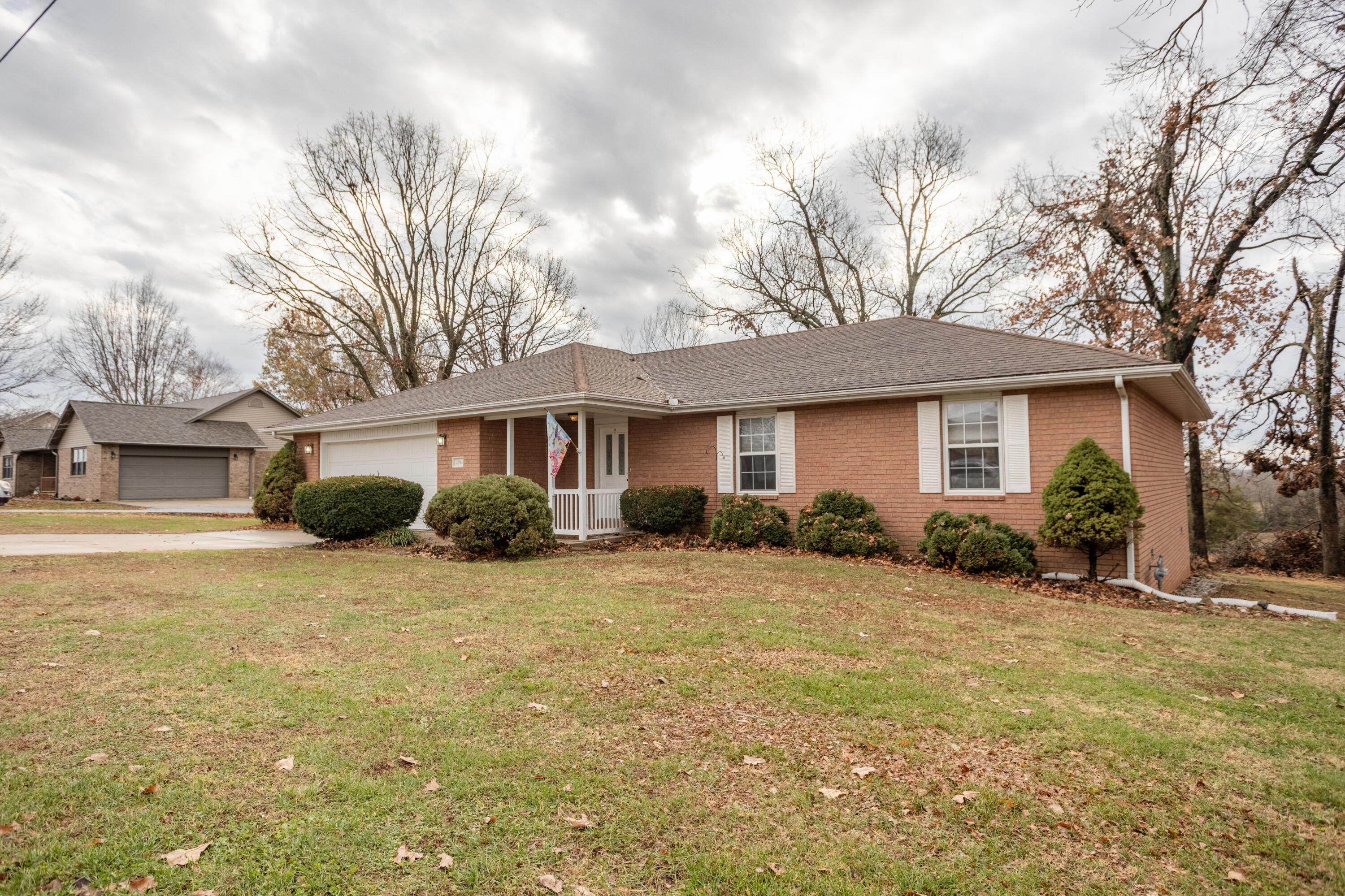 1204 Lake Road Drive Property Photo 1