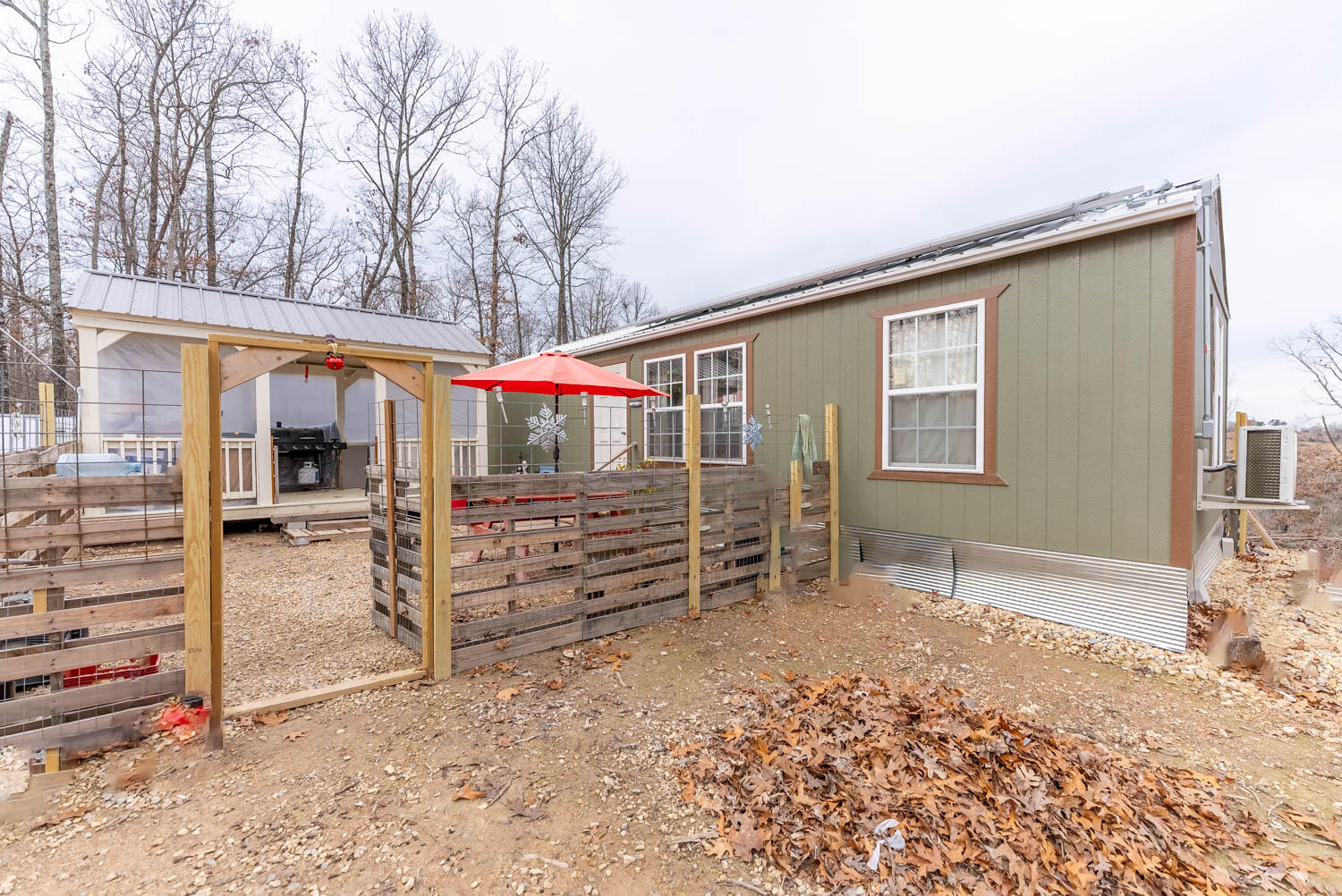 193 Highway 5-100 Property Photo 5