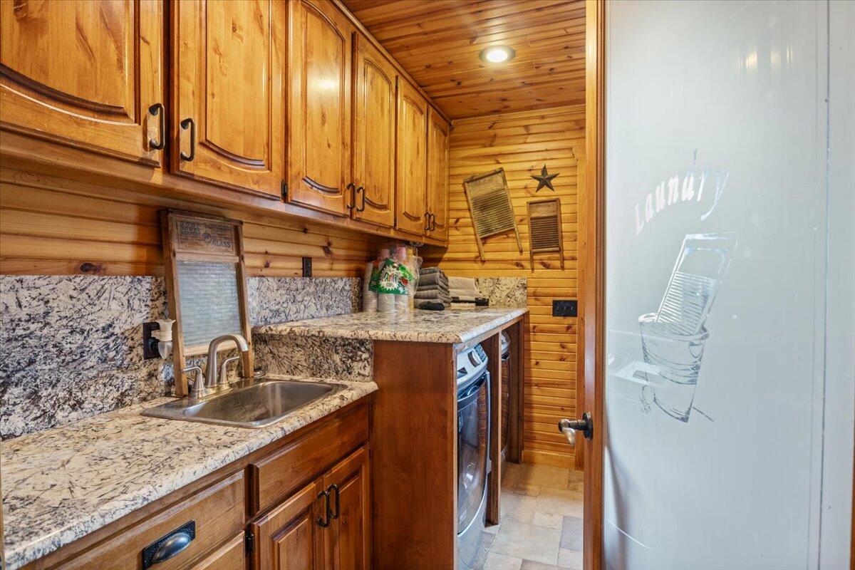 74 New Hope Road Property Photo 30