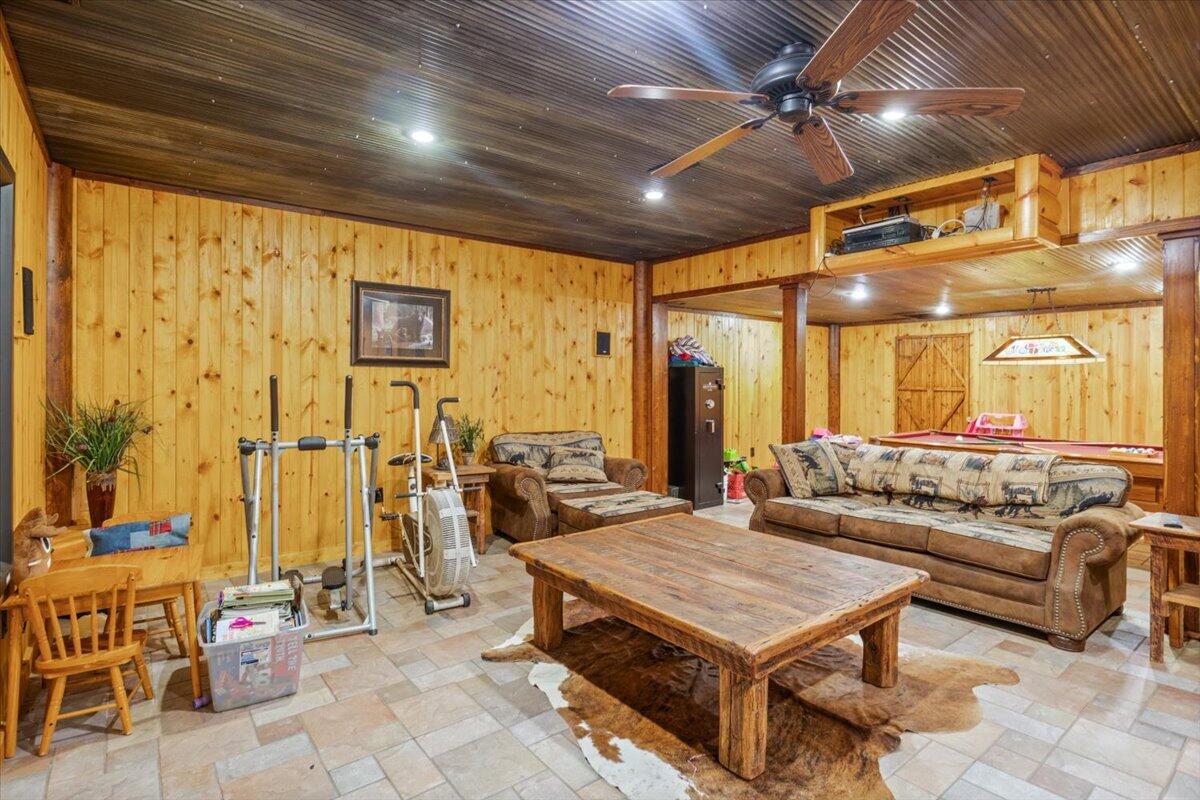 74 New Hope Road Property Photo 56