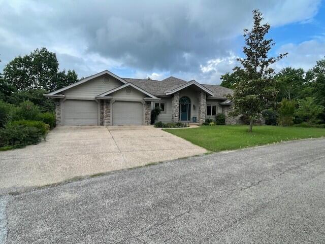 20 Redbud Lane Property Photo 4