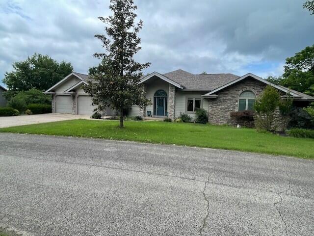 20 Redbud Lane Property Photo 5