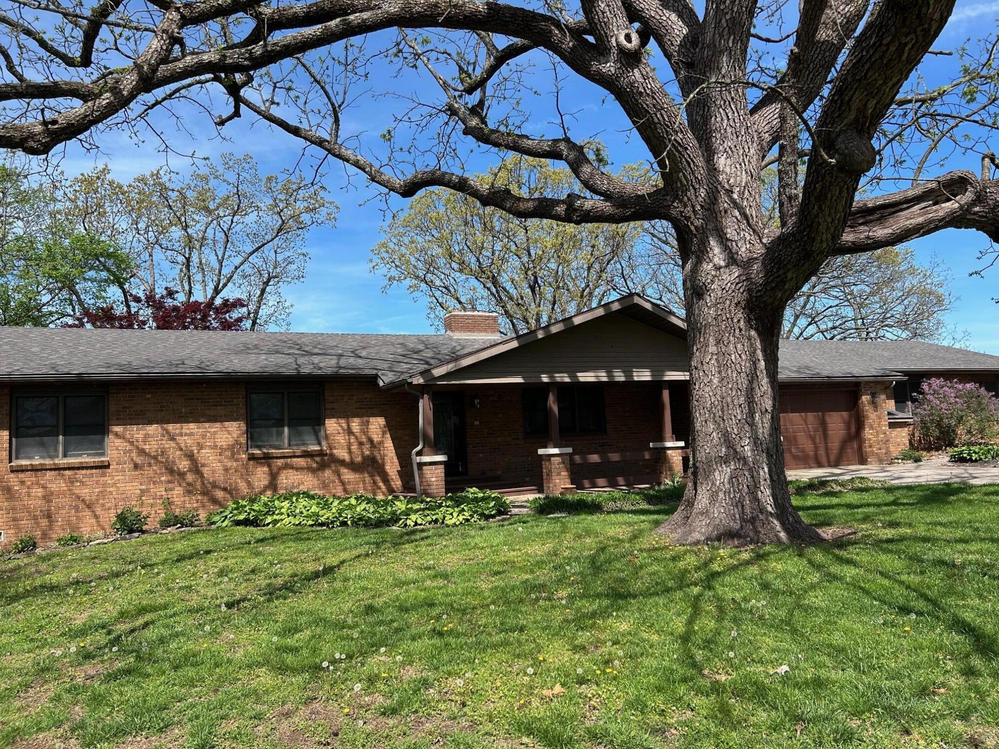 4471 West Weaver Road Property Photo 2