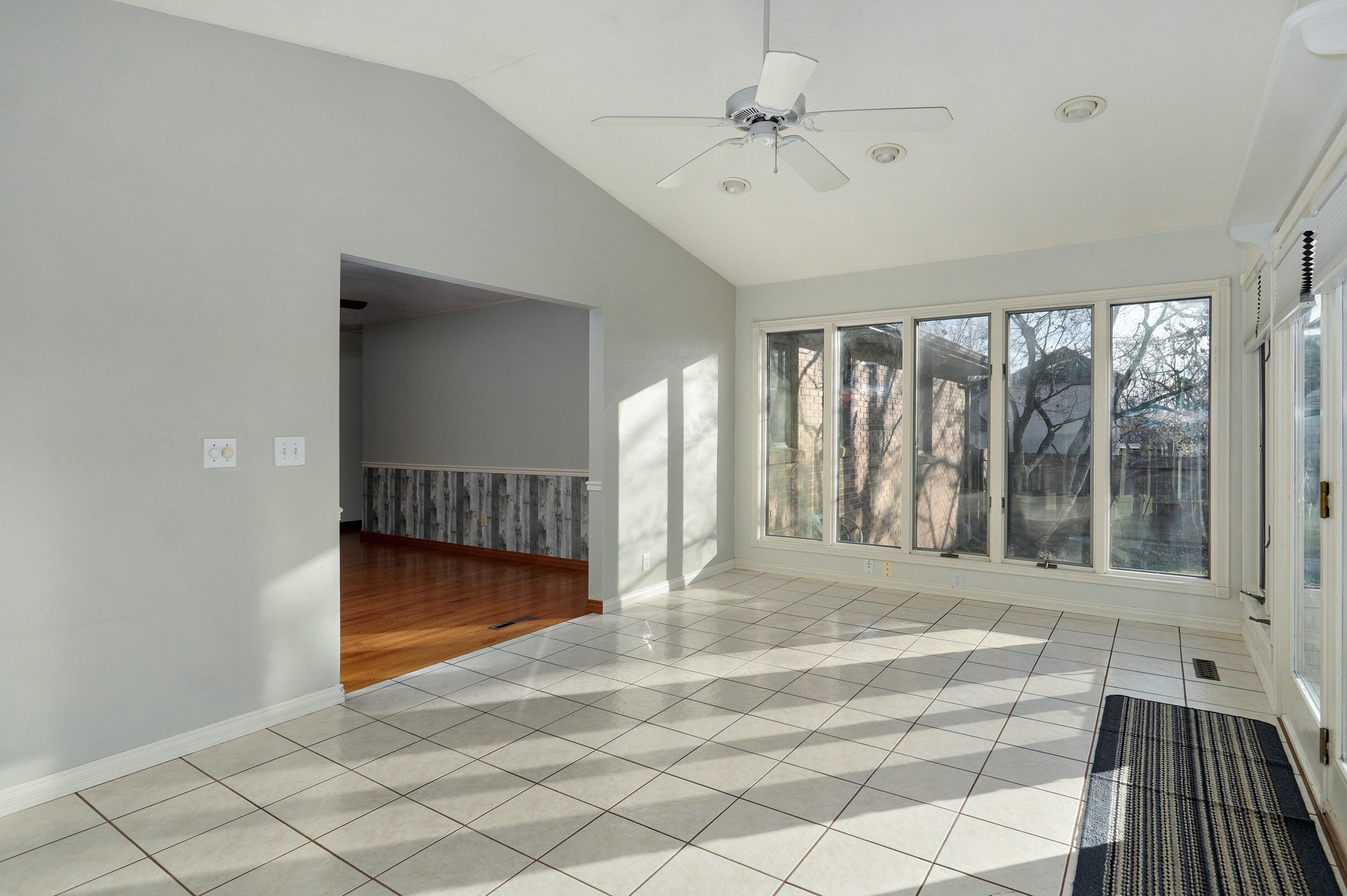 4471 West Weaver Road Property Photo 14