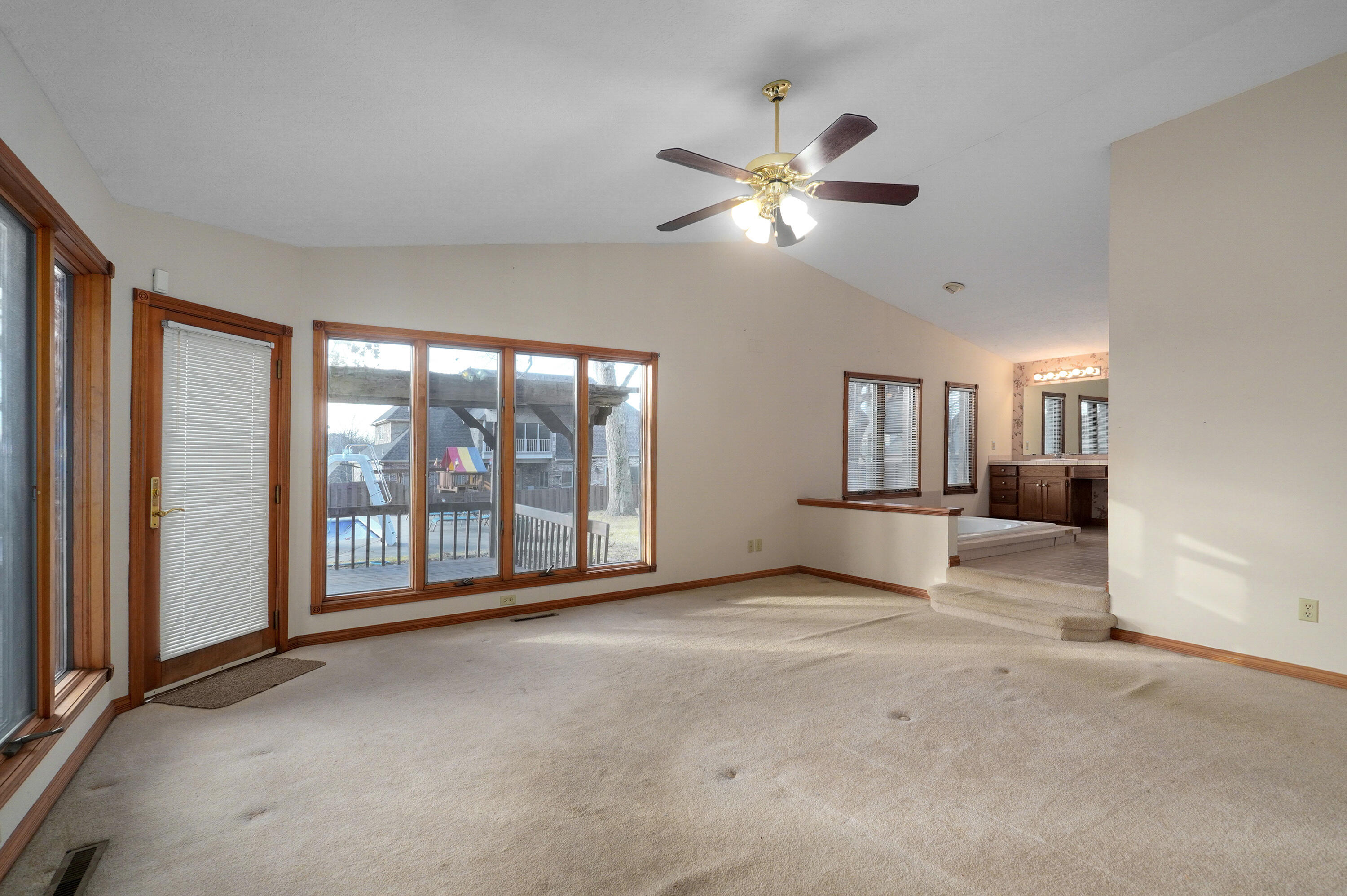 4471 West Weaver Road Property Photo 31