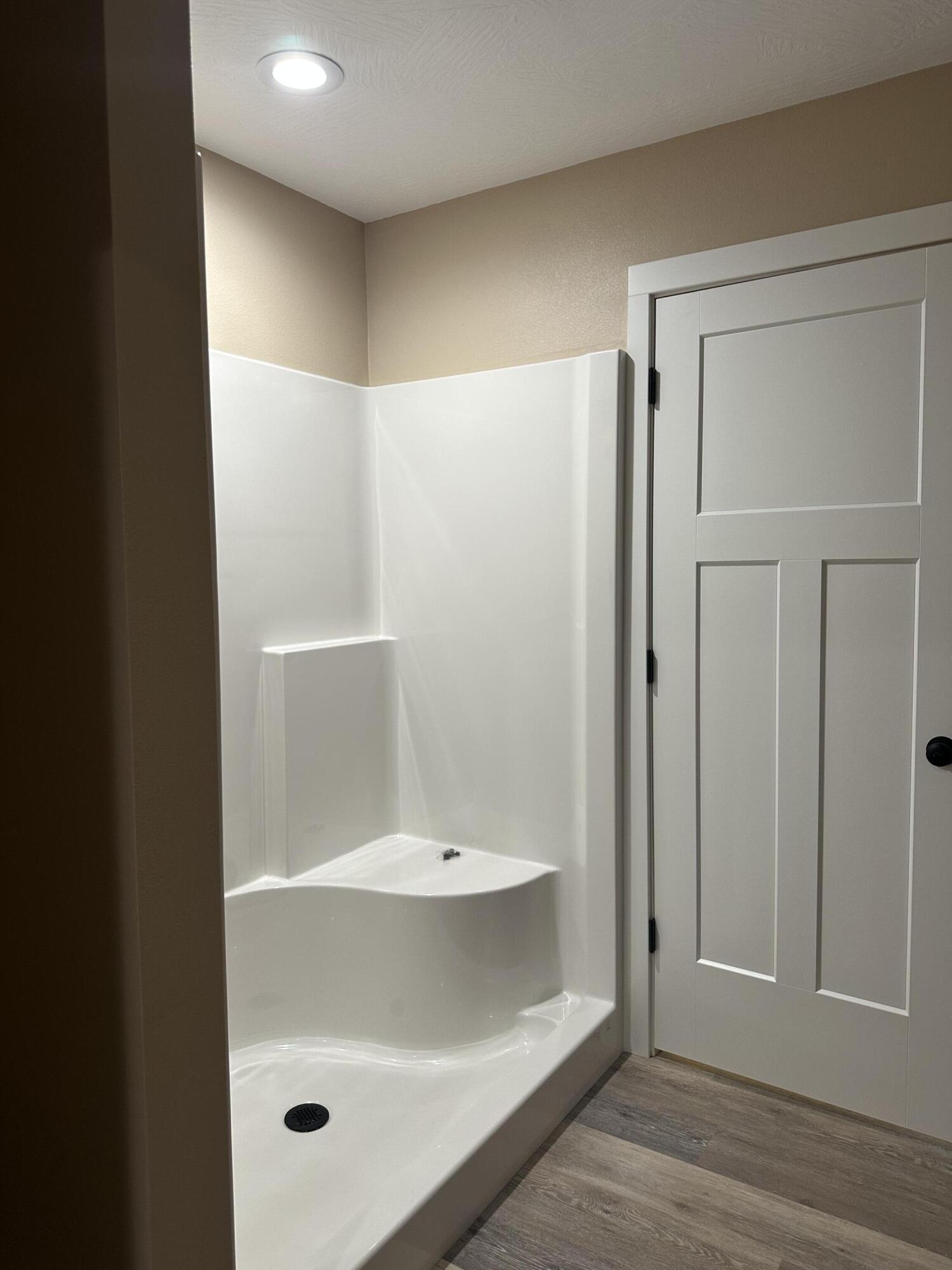 40 Whitley Lane Property Photo 16