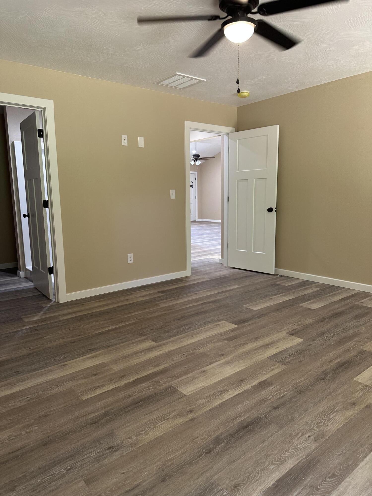 40 Whitley Lane Property Photo 19