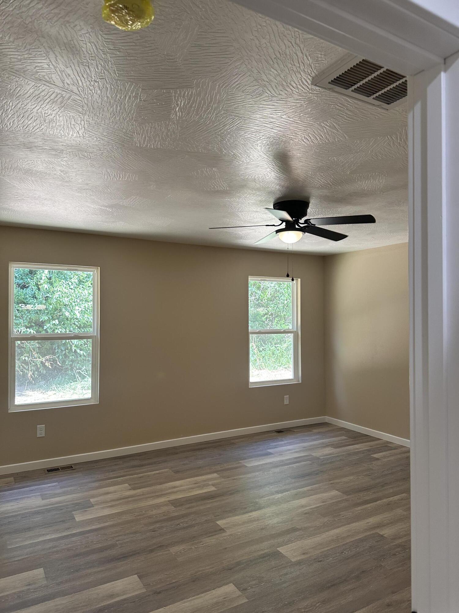 40 Whitley Lane Property Photo 20