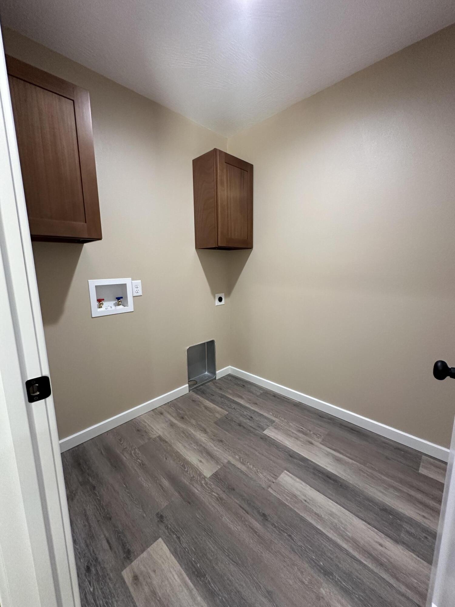 40 Whitley Lane Property Photo 23