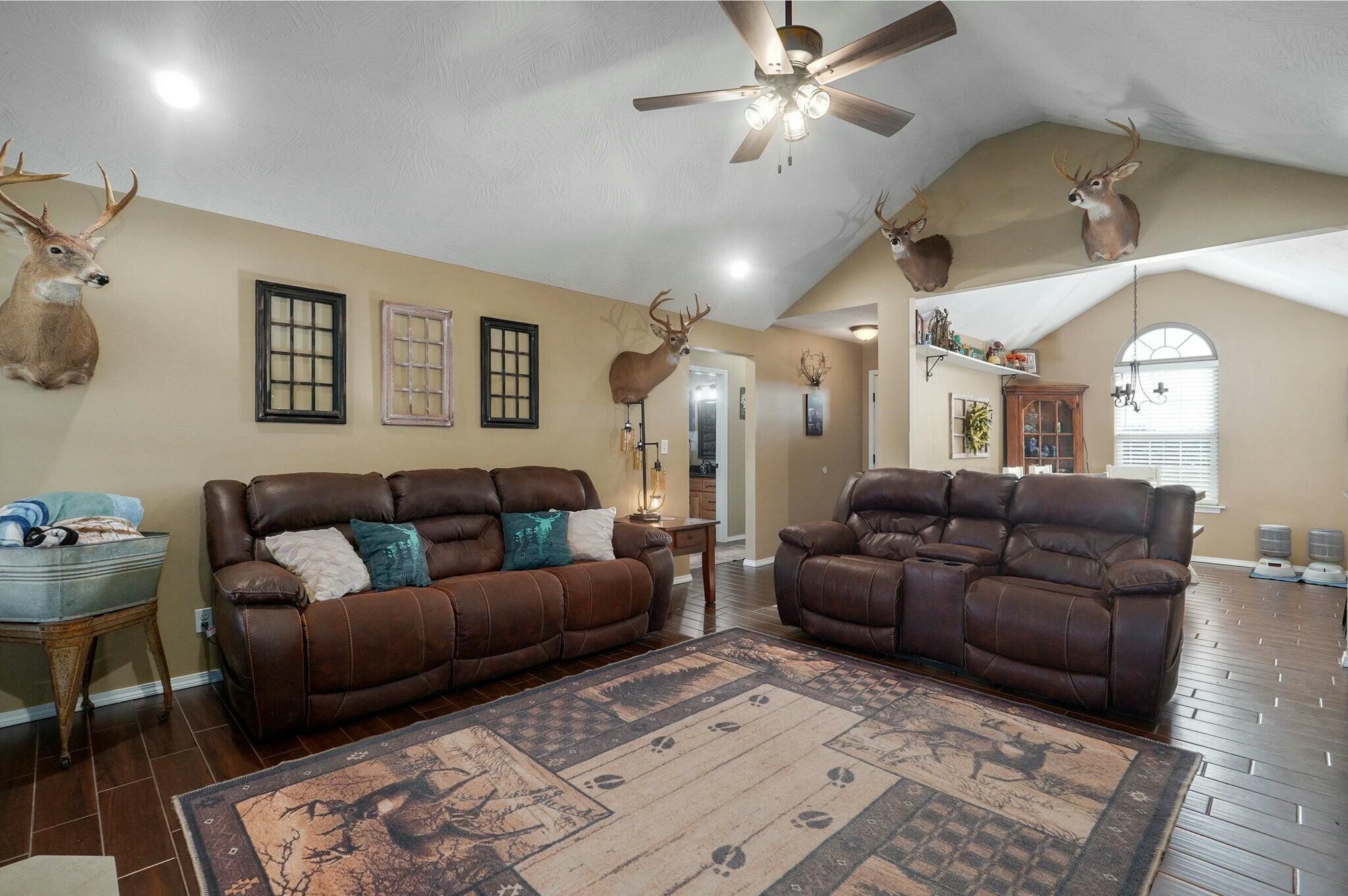 2311 Silver Lake Road Property Photo 9