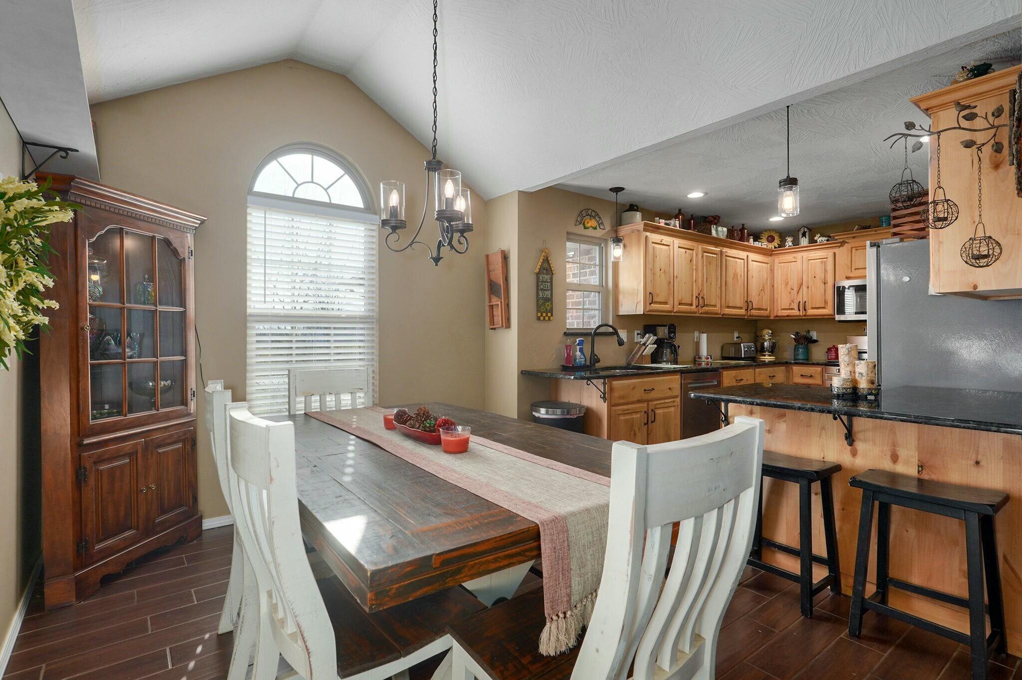 2311 Silver Lake Road Property Photo 11