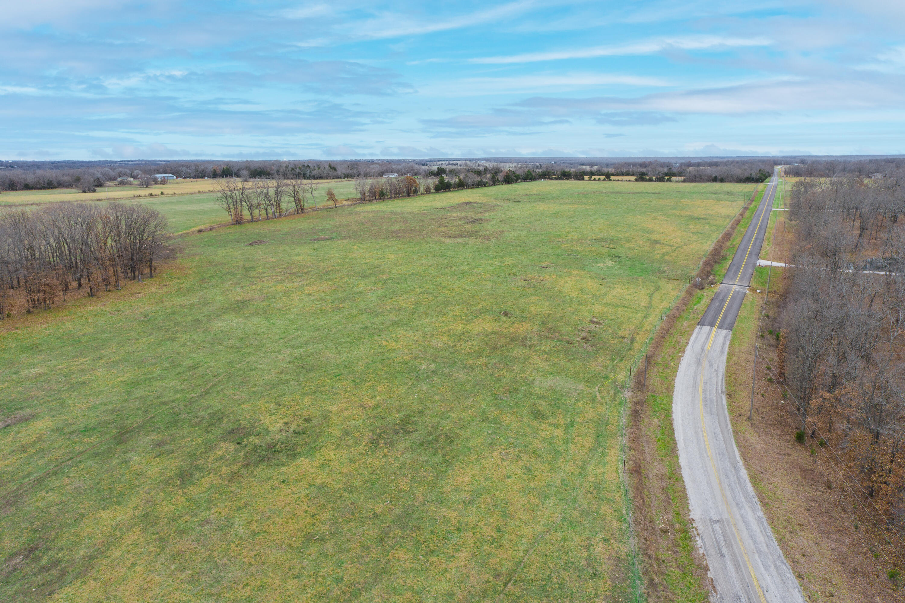000 Highway W Property Photo 3