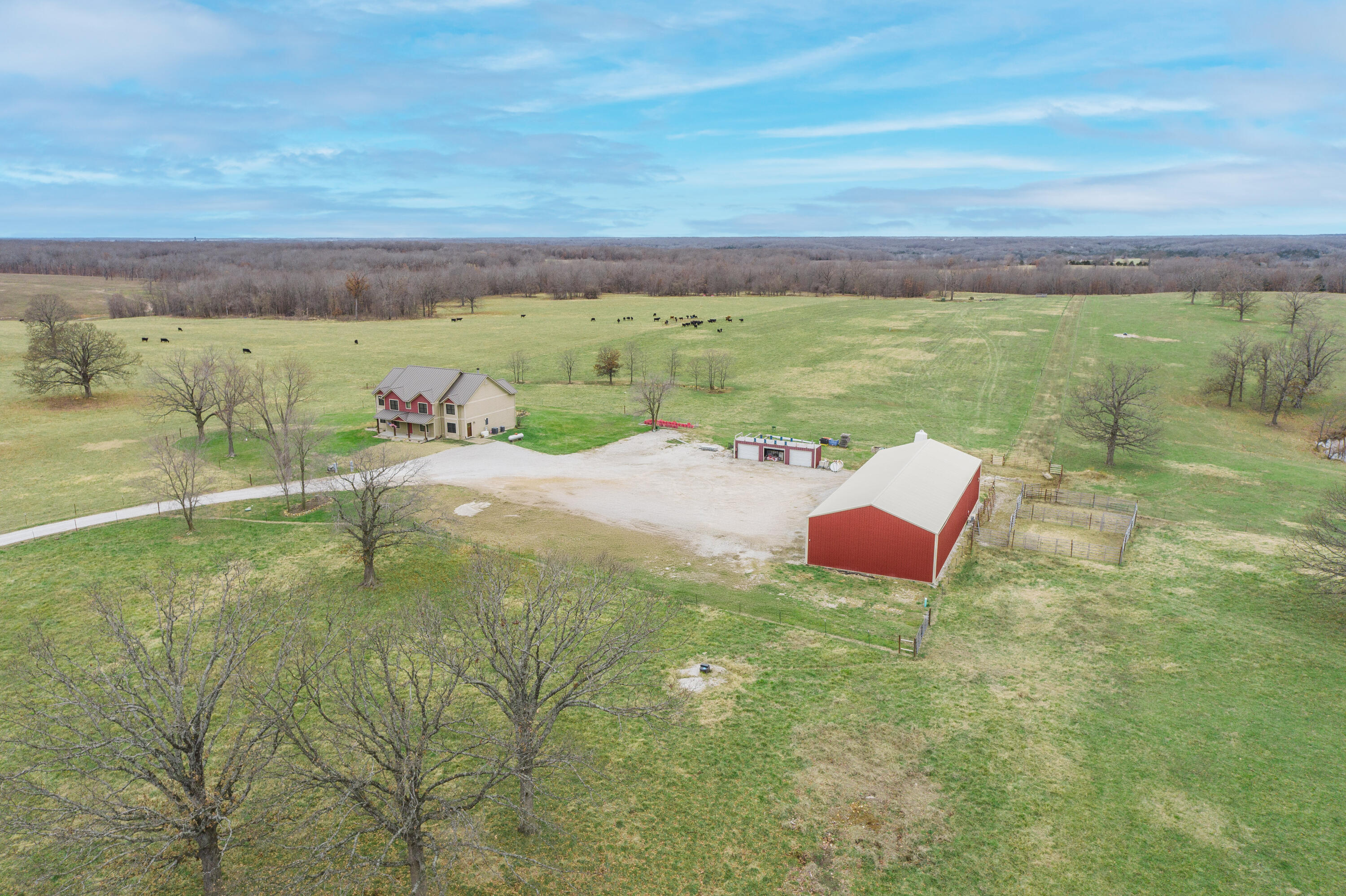 13790 Highway W Property Photo