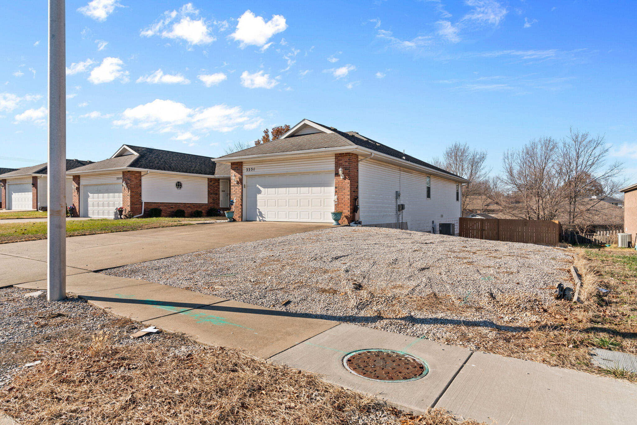 3351 South Parkmont Court Property Photo 3
