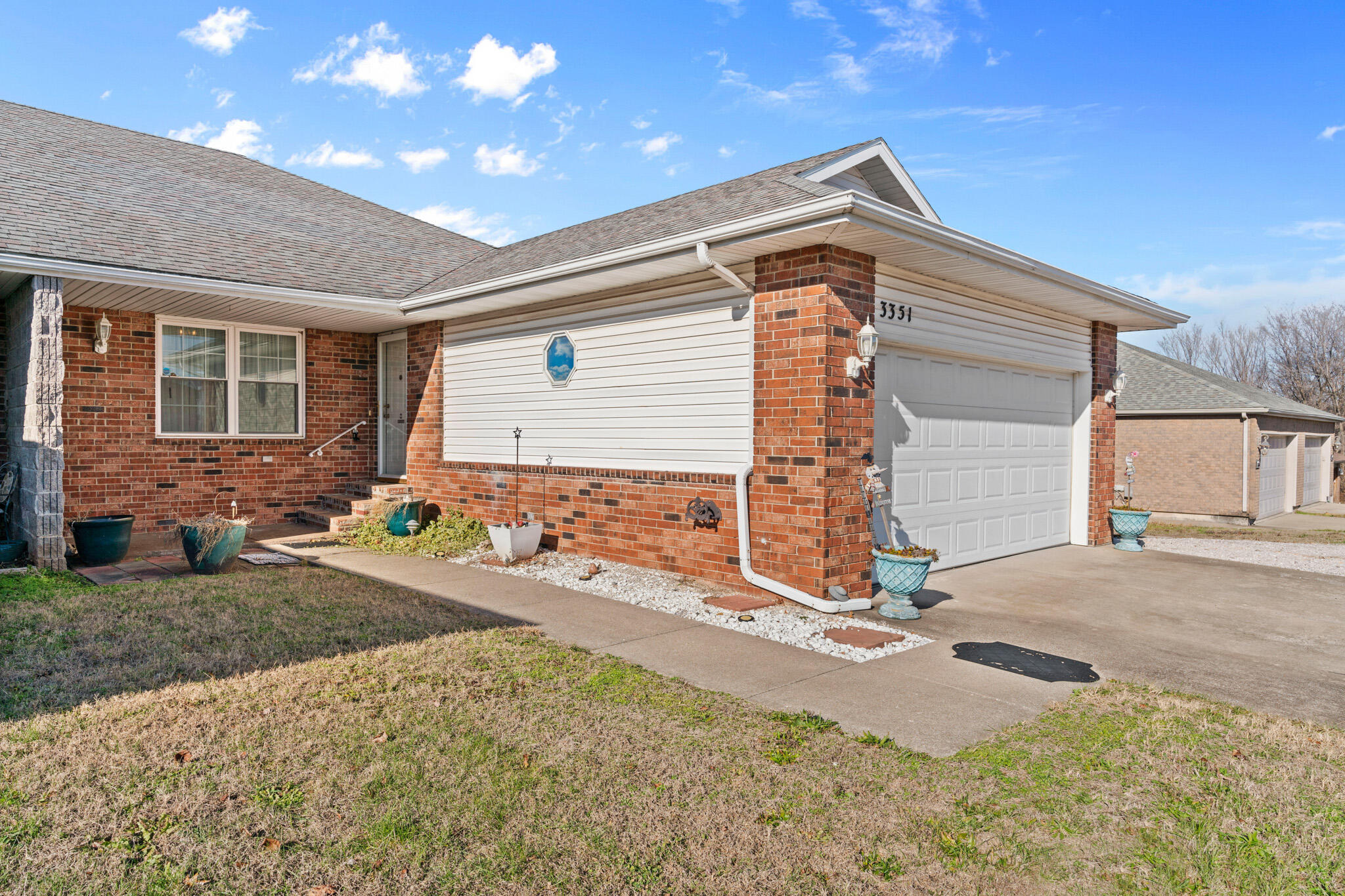 3351 South Parkmont Court Property Photo 4