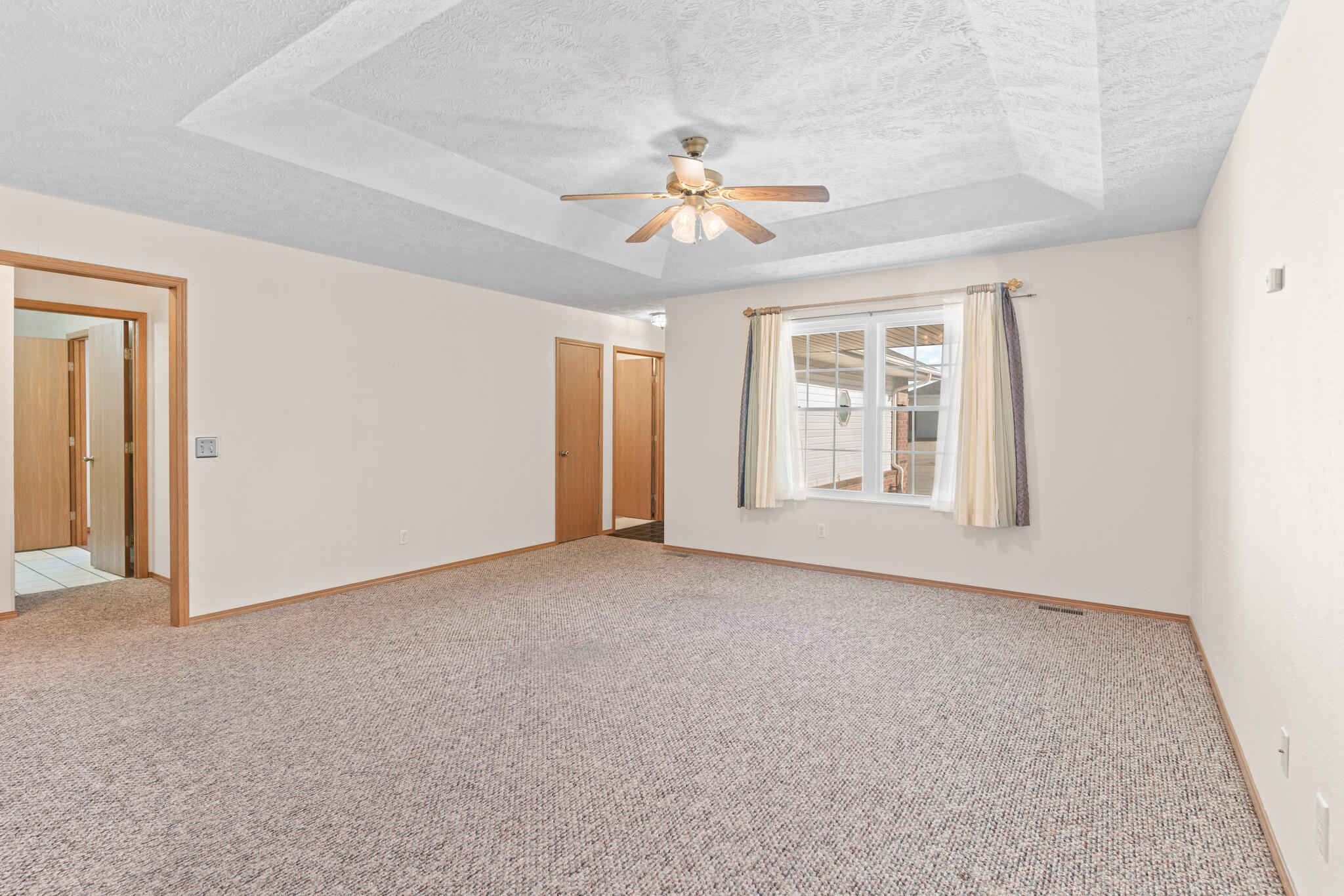3351 South Parkmont Court Property Photo 5