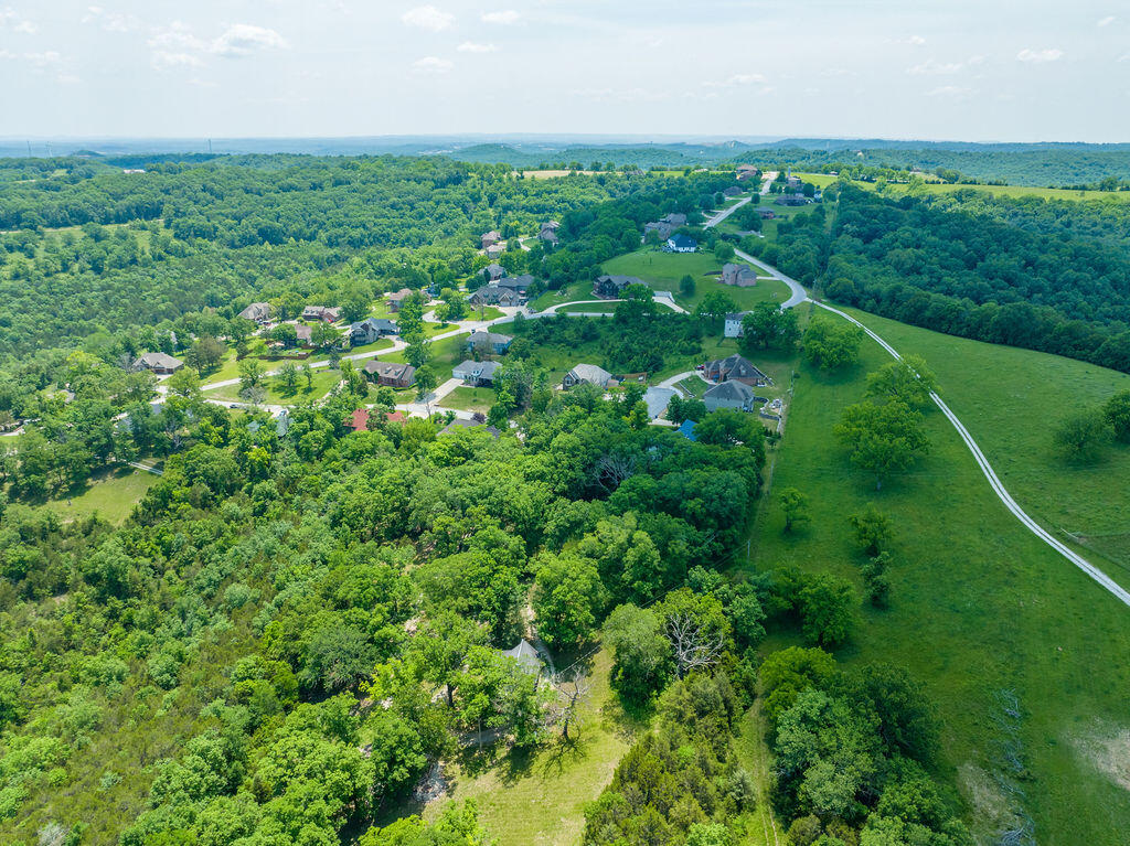 150 White Oak Circle Property Photo 16