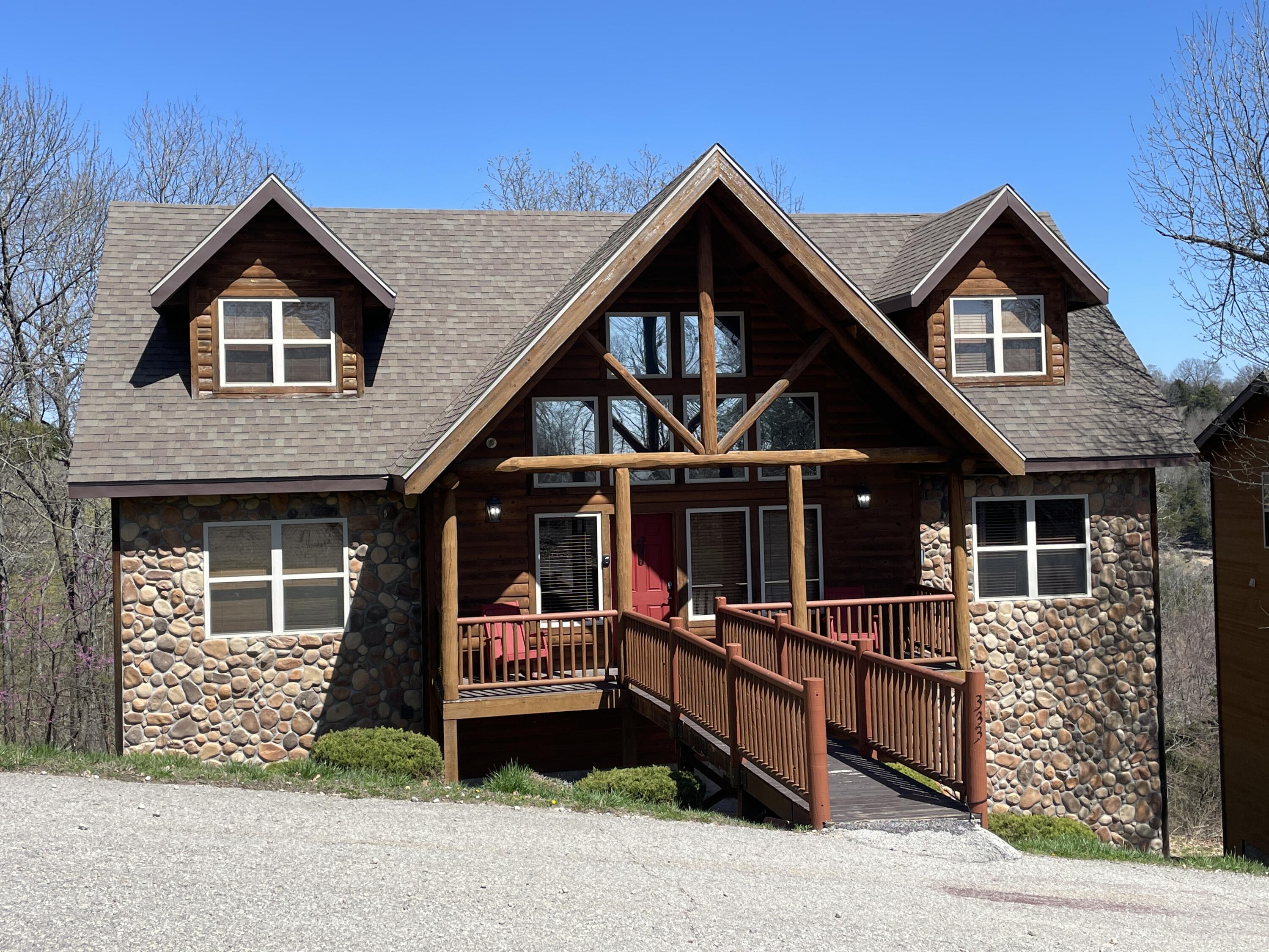 333 Willow Oak Lane Property Photo