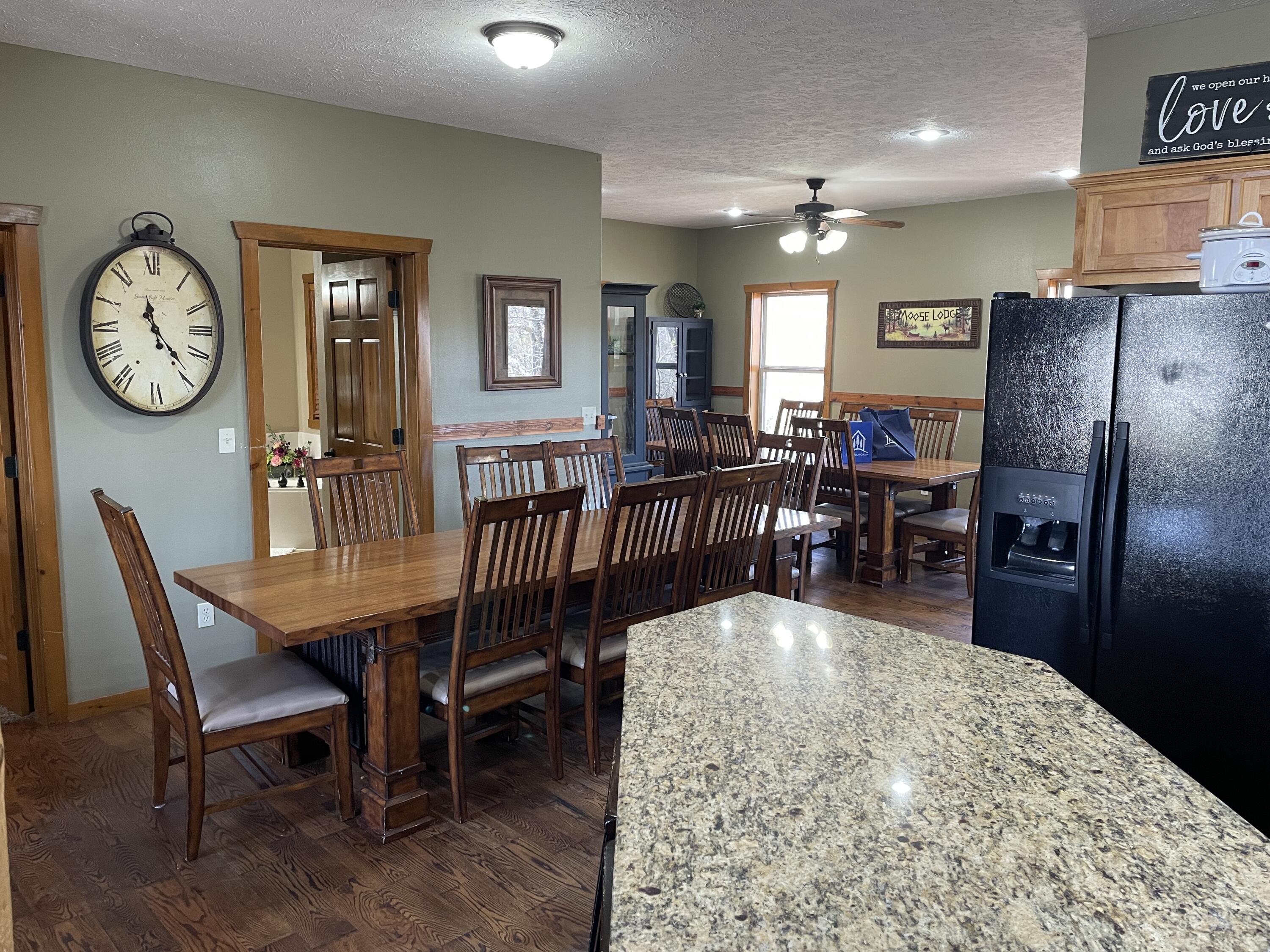 333 Willow Oak Lane Property Photo 3