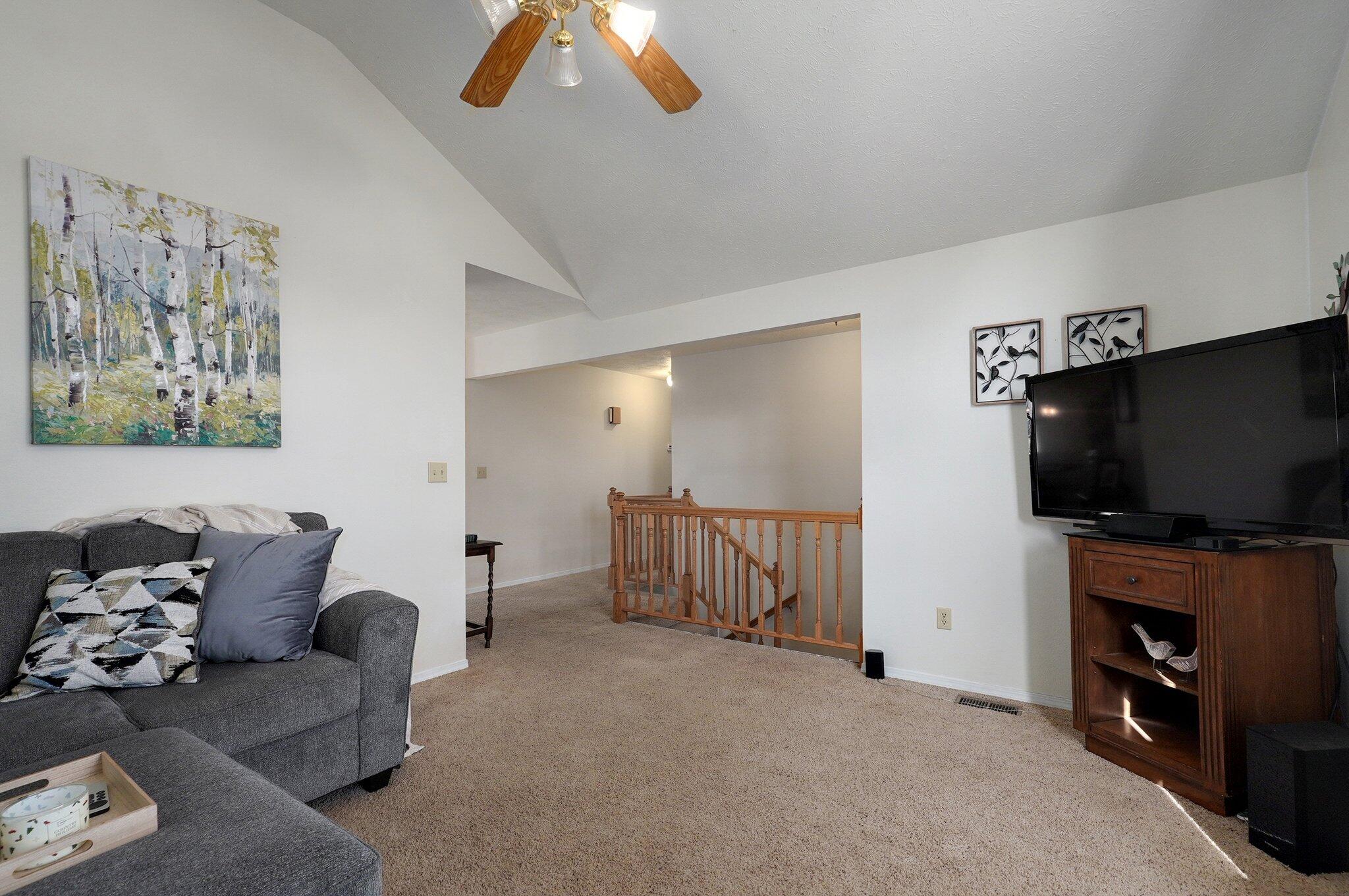 1405 South 17th Avenue Property Photo 7