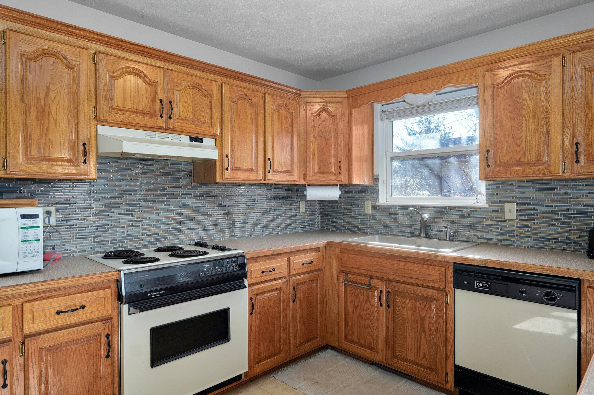 1405 South 17th Avenue Property Photo 9