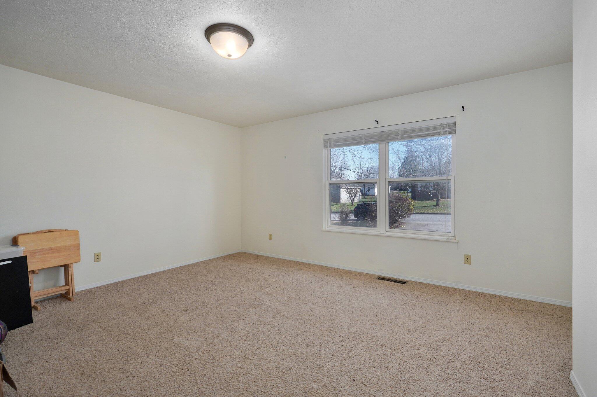 1405 South 17th Avenue Property Photo 17