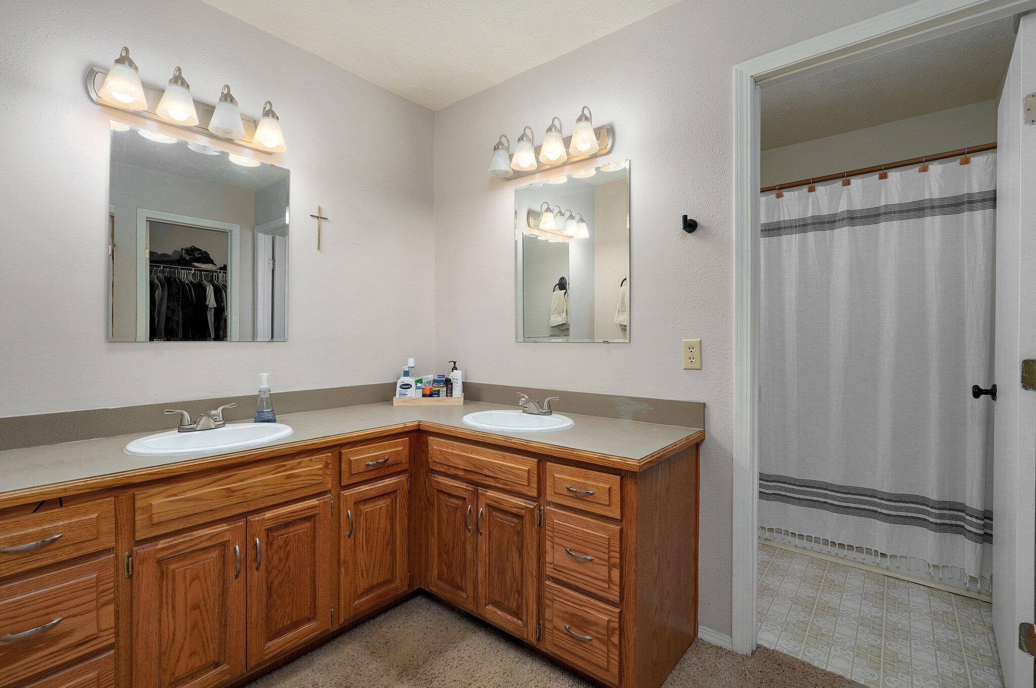 1405 South 17th Avenue Property Photo 20