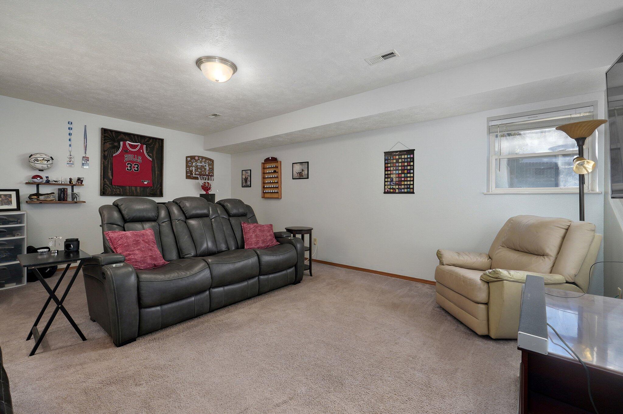 1405 South 17th Avenue Property Photo 24
