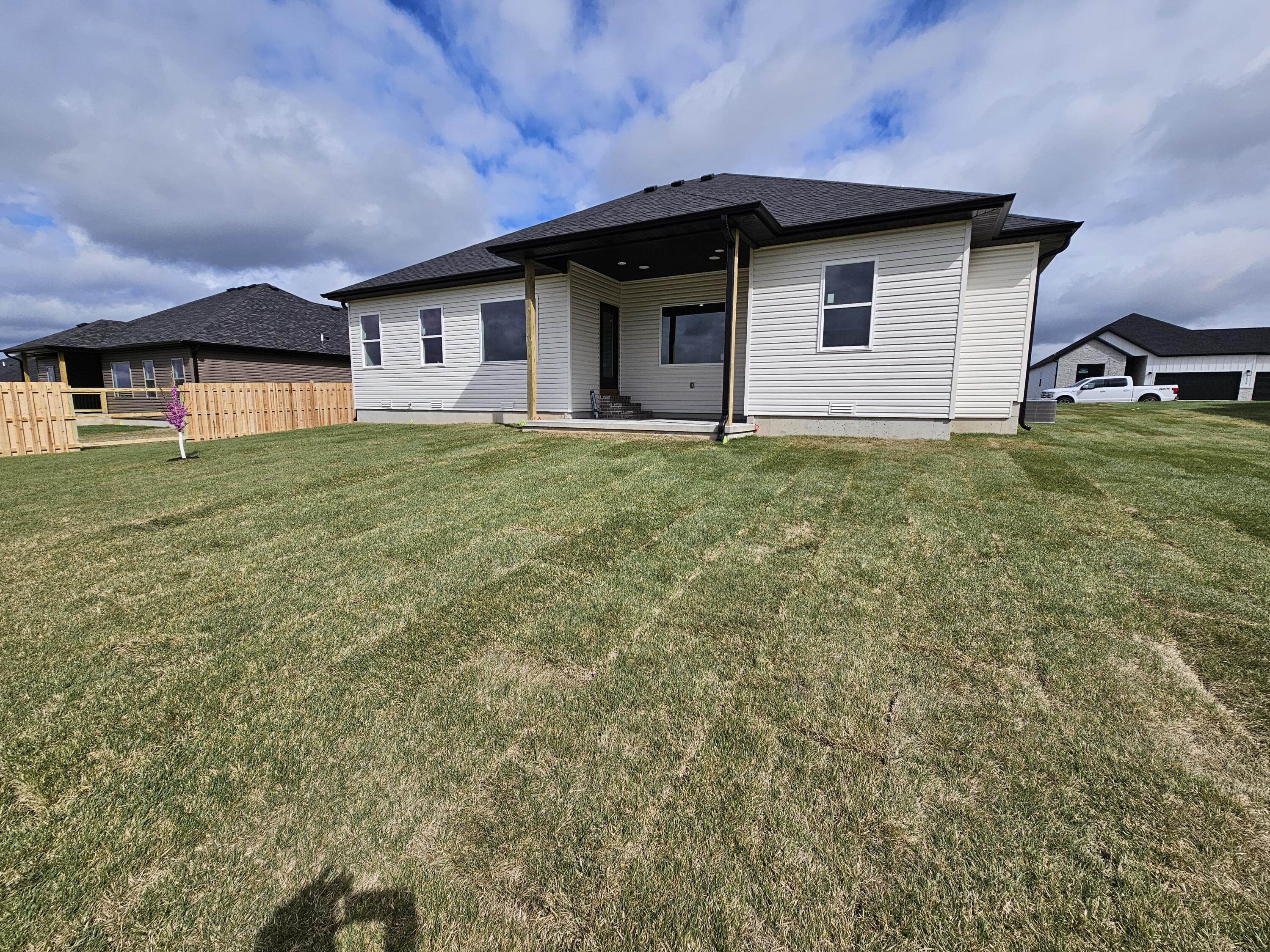 2600 West Gold Finch Property Photo 9