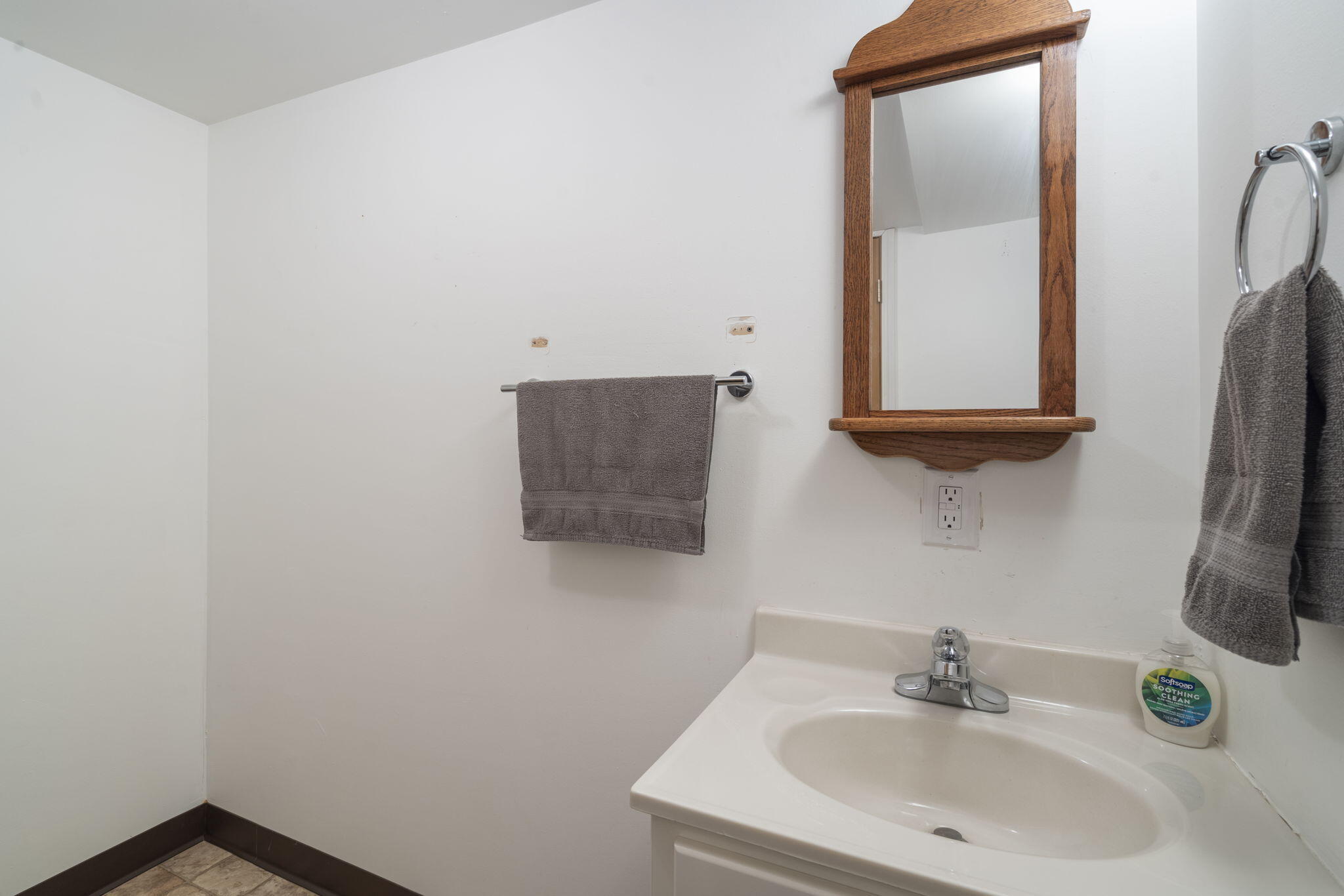 16 Southgate Avenue Property Photo 32