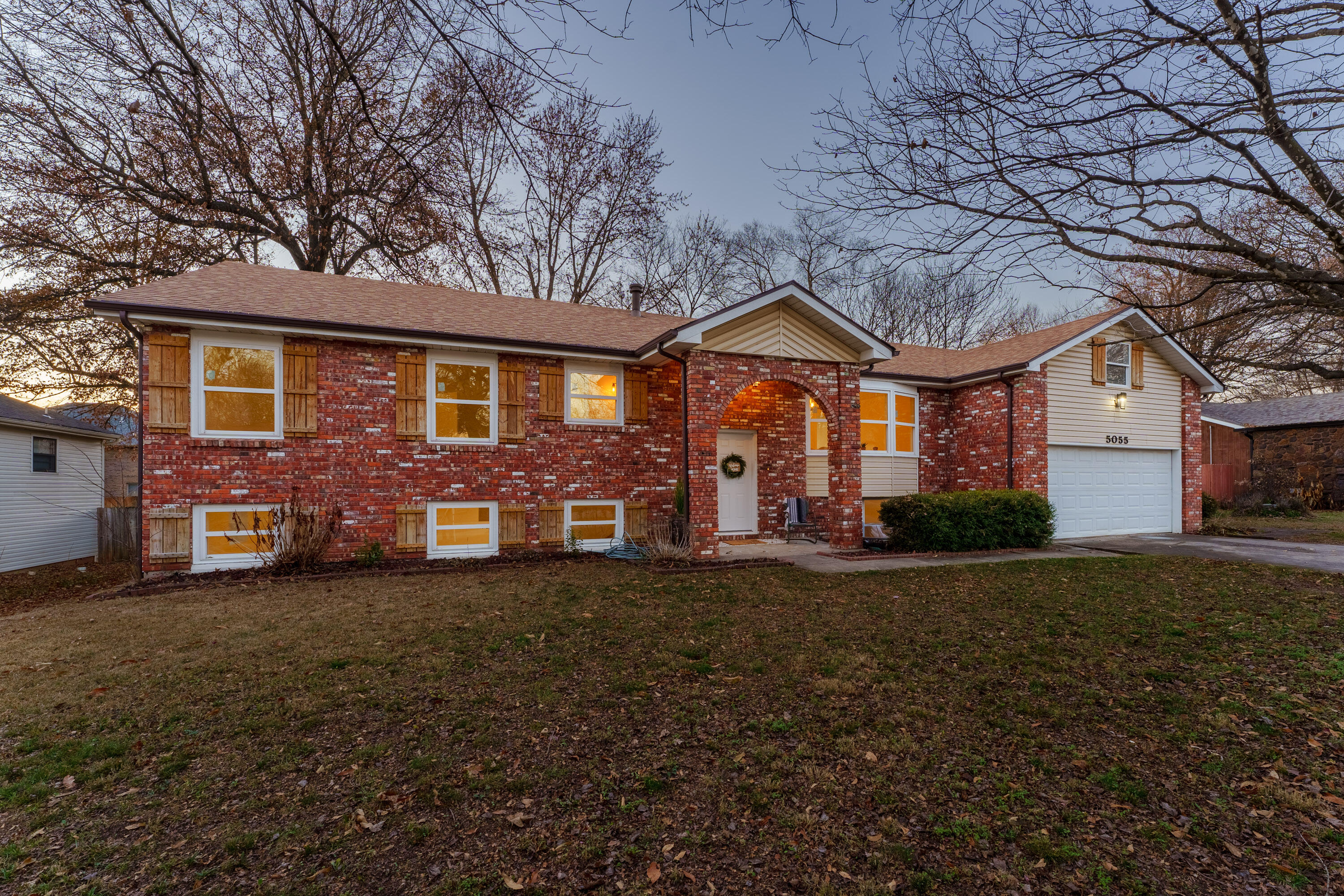 Walnut Hill Hts Real Estate Listings Main Image