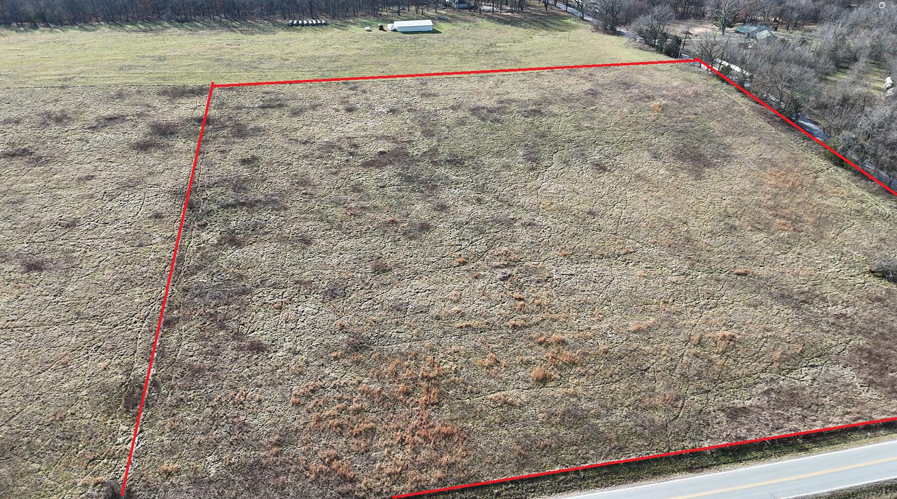 000 North Farm Road 45 Property Photo 5