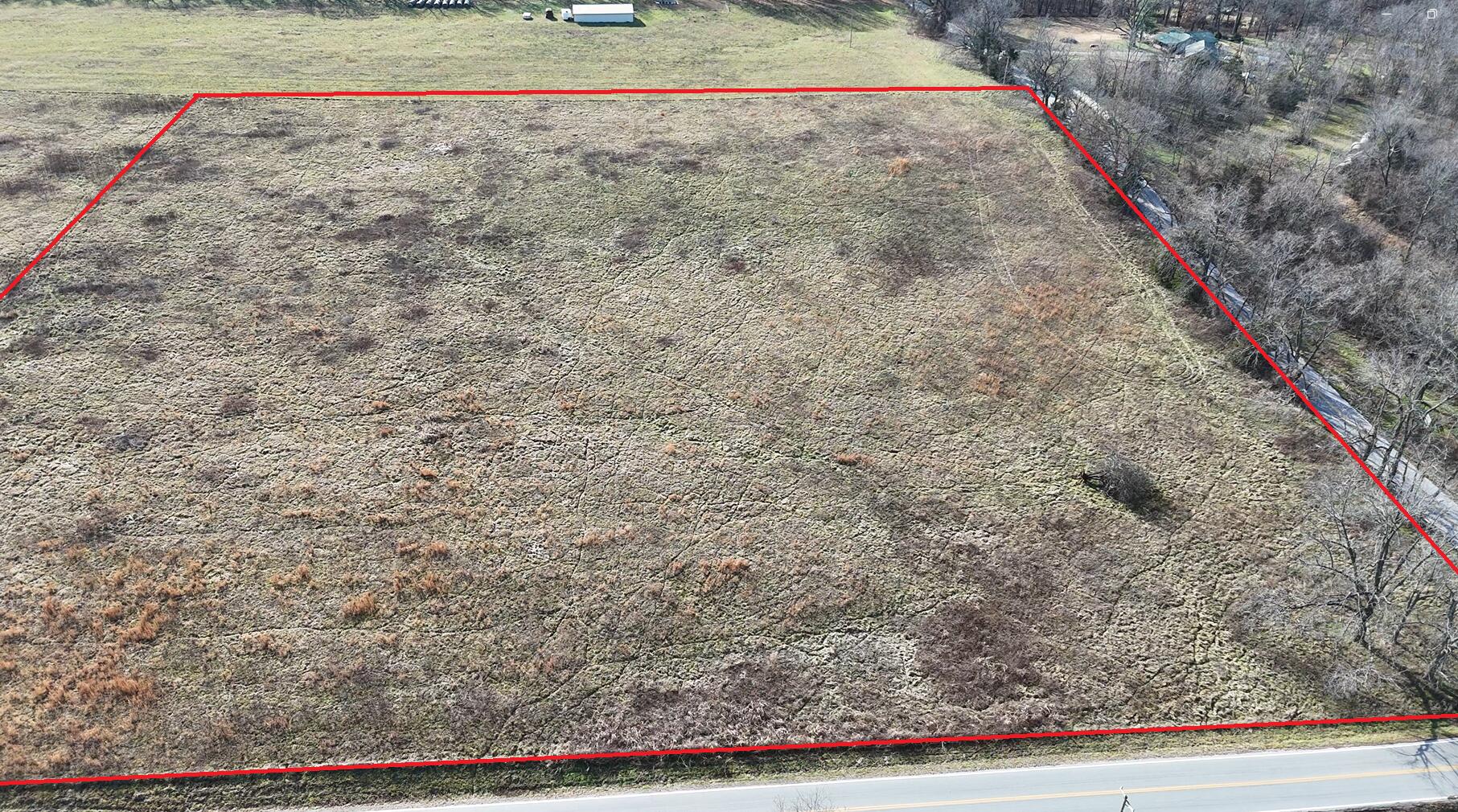 000 North Farm Road 45 Property Photo 6