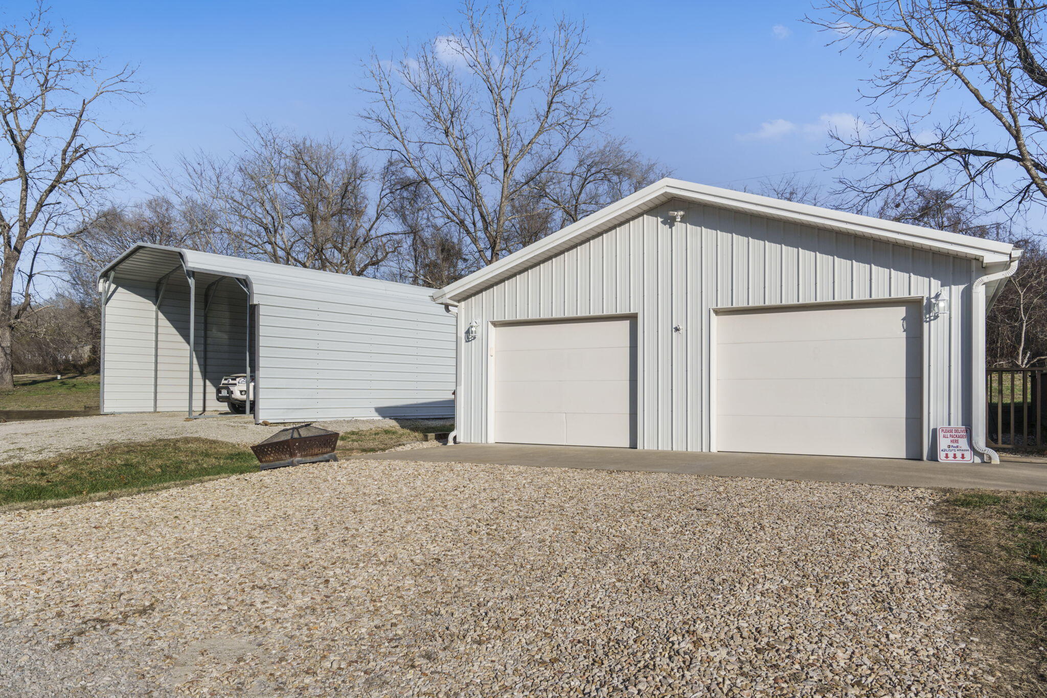 24338 Private Road 2197 Property Photo 5