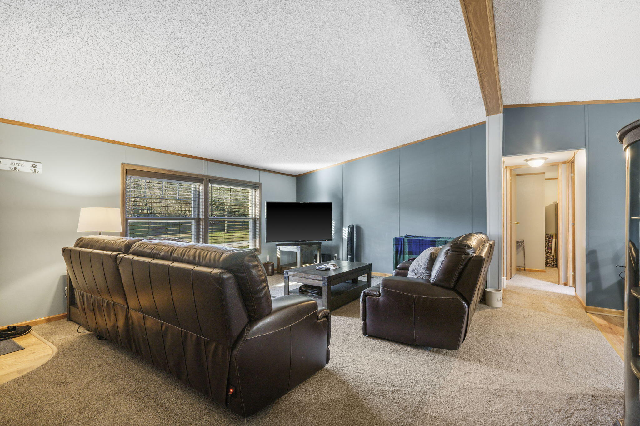 24338 Private Road 2197 Property Photo 8